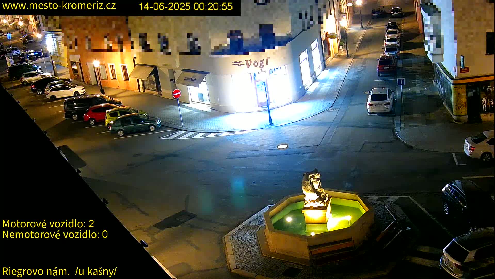 Kroměříž - Riegrovo Náměstí Fountain (Rieger Square) Live Cam - Kromeriz, Zlin, Czechia