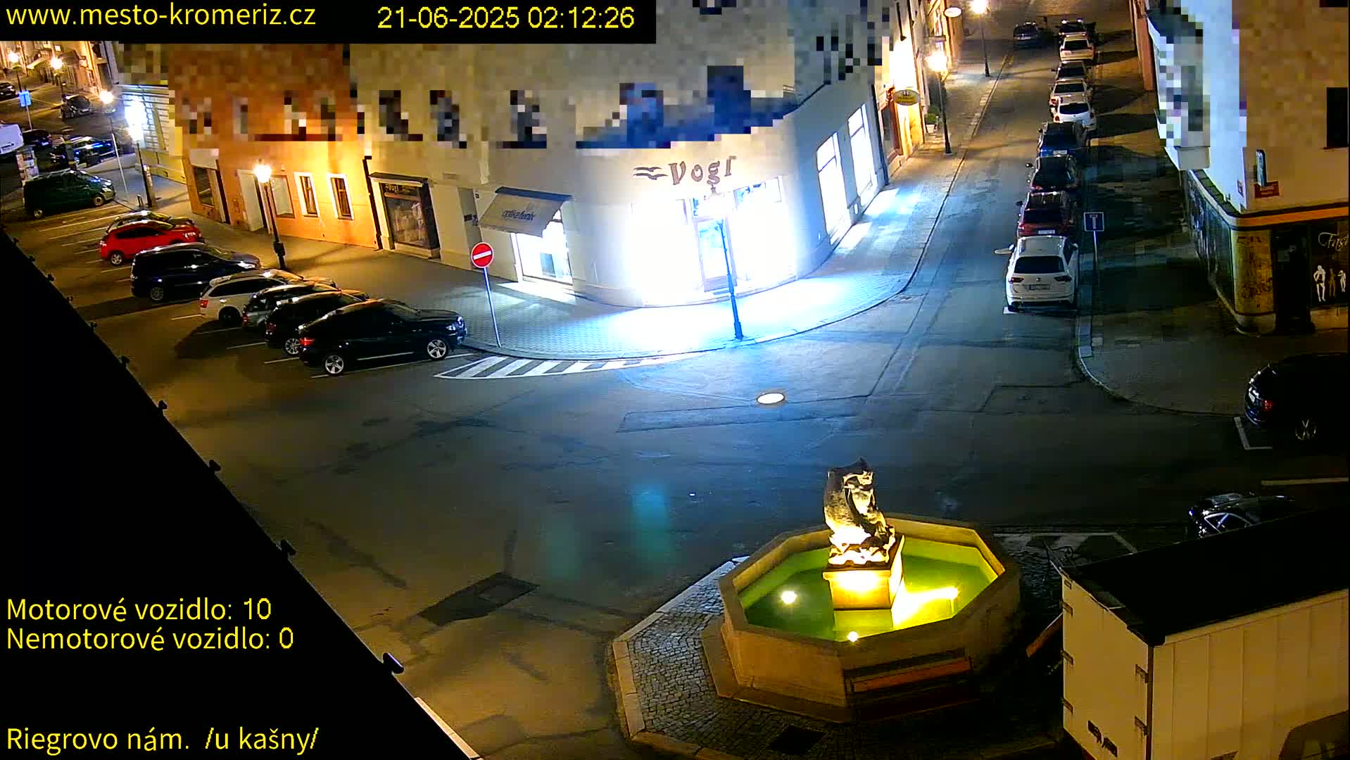 Kroměříž - Riegrovo Náměstí Fountain (Rieger Square) Live Cam - Kromeriz, Zlin, Czechia