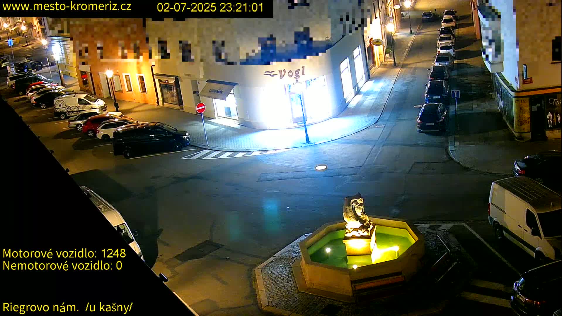 Kroměříž - Riegrovo Náměstí Fountain (Rieger Square) Live Cam - Kromeriz, Zlin, Czechia