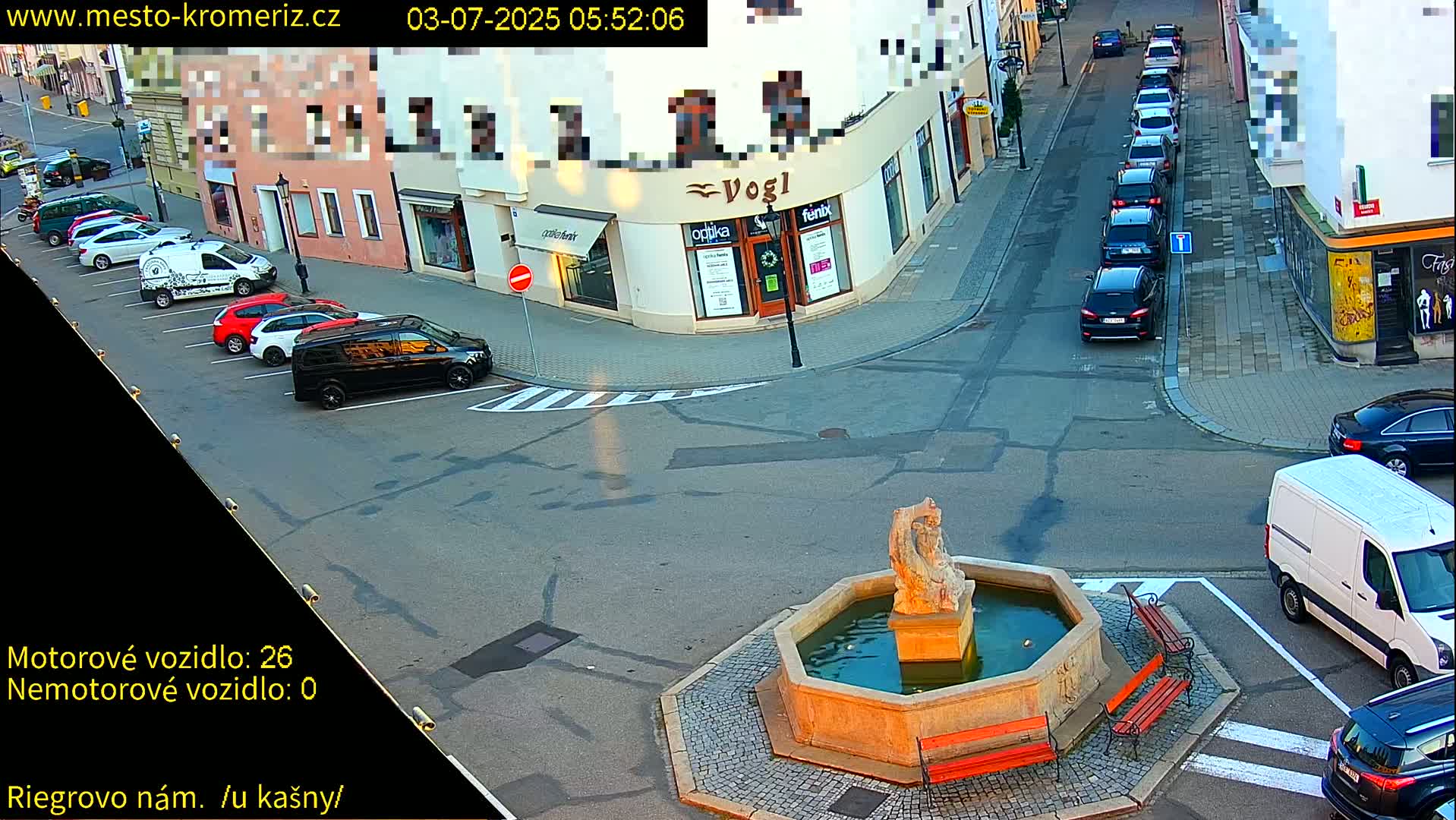 Kroměříž - Riegrovo Náměstí Fountain (Rieger Square) Live Cam - Kromeriz, Zlin, Czechia