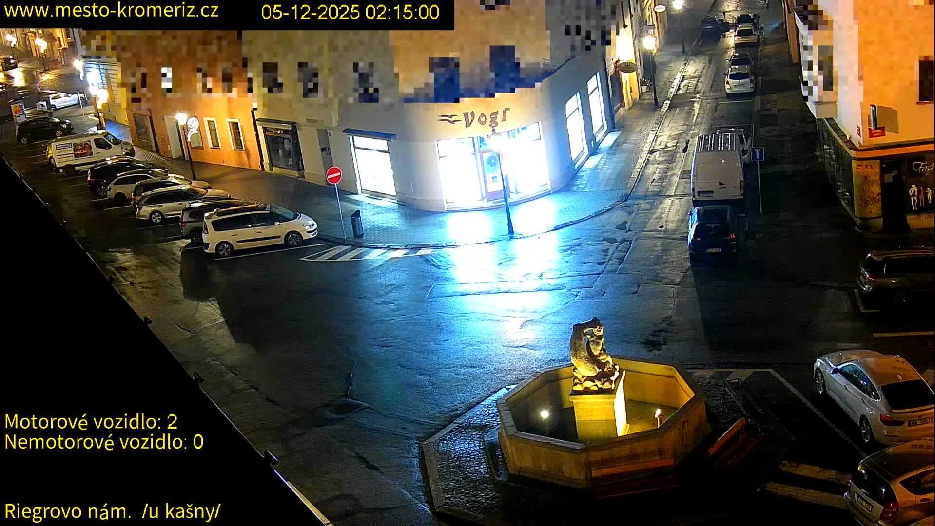 Kroměříž - Riegrovo Náměstí Fountain (Rieger Square) Live Cam - Kromeriz, Zlin, Czechia