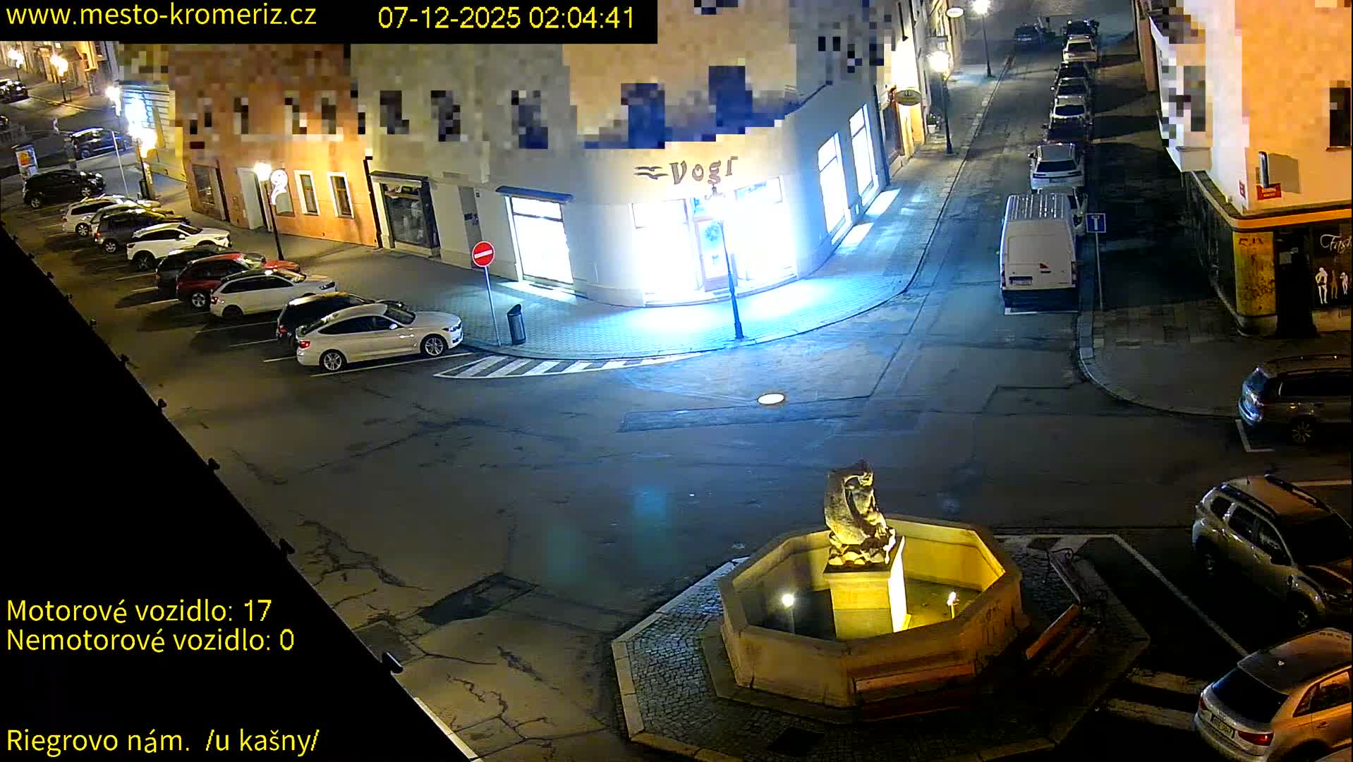 Kroměříž - Riegrovo Náměstí Fountain (Rieger Square) Live Cam - Kromeriz, Zlin, Czechia