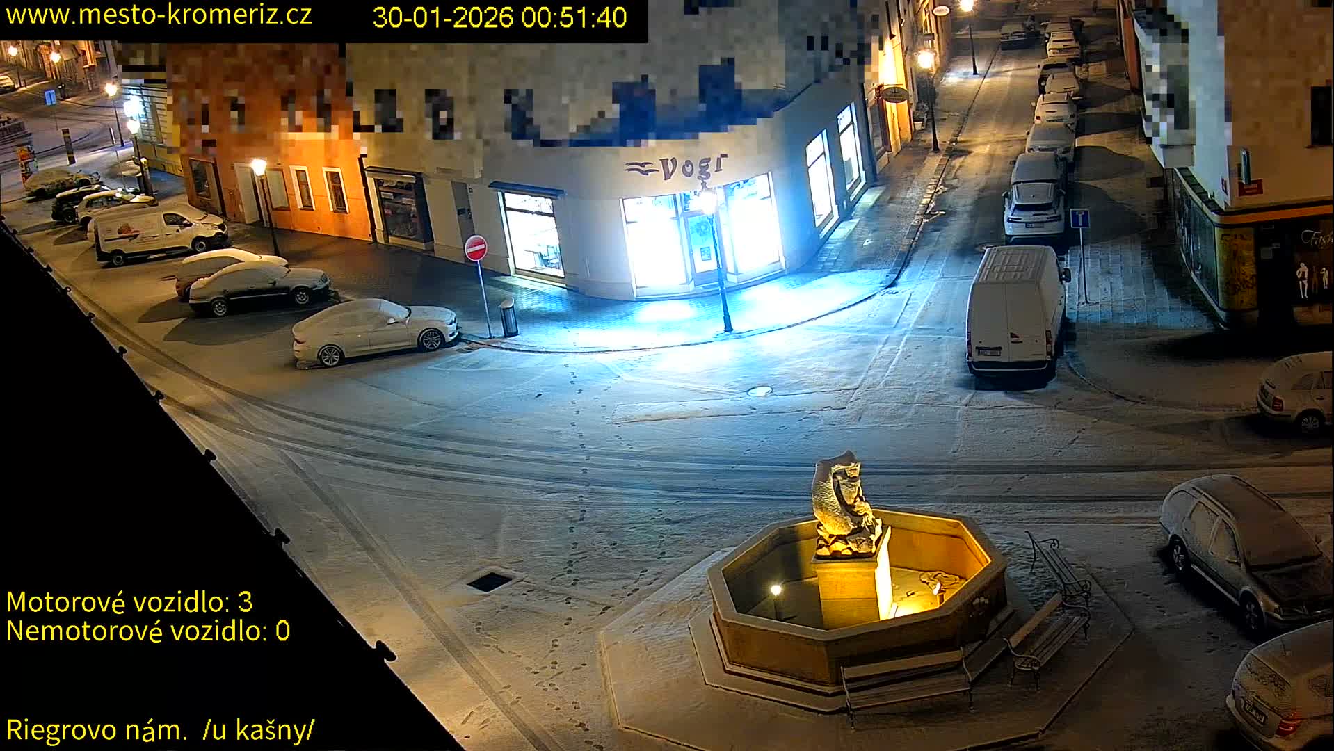 Kroměříž - Riegrovo Náměstí Fountain (Rieger Square) Live Cam - Kromeriz, Zlin, Czechia
