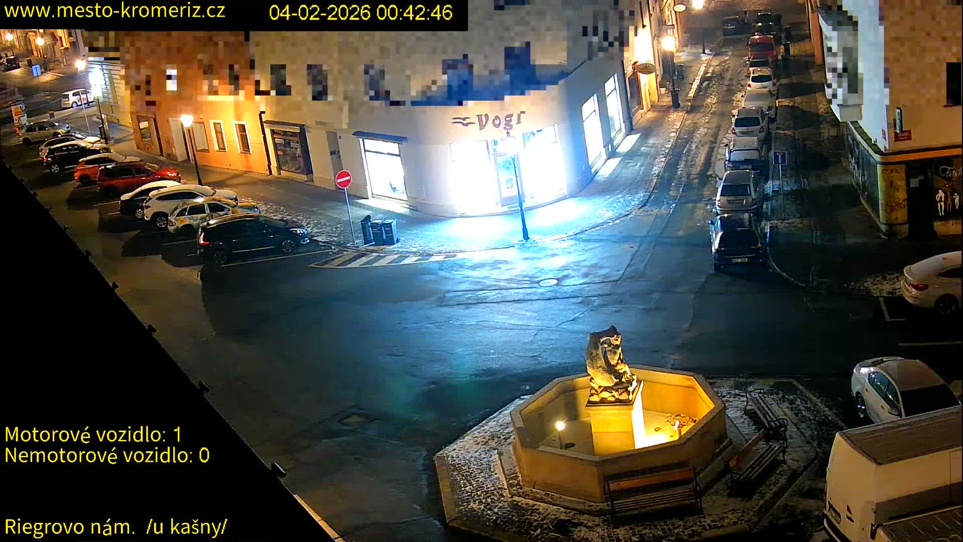 Kroměříž - Riegrovo Náměstí Fountain (Rieger Square) Live Cam - Kromeriz, Zlin, Czechia