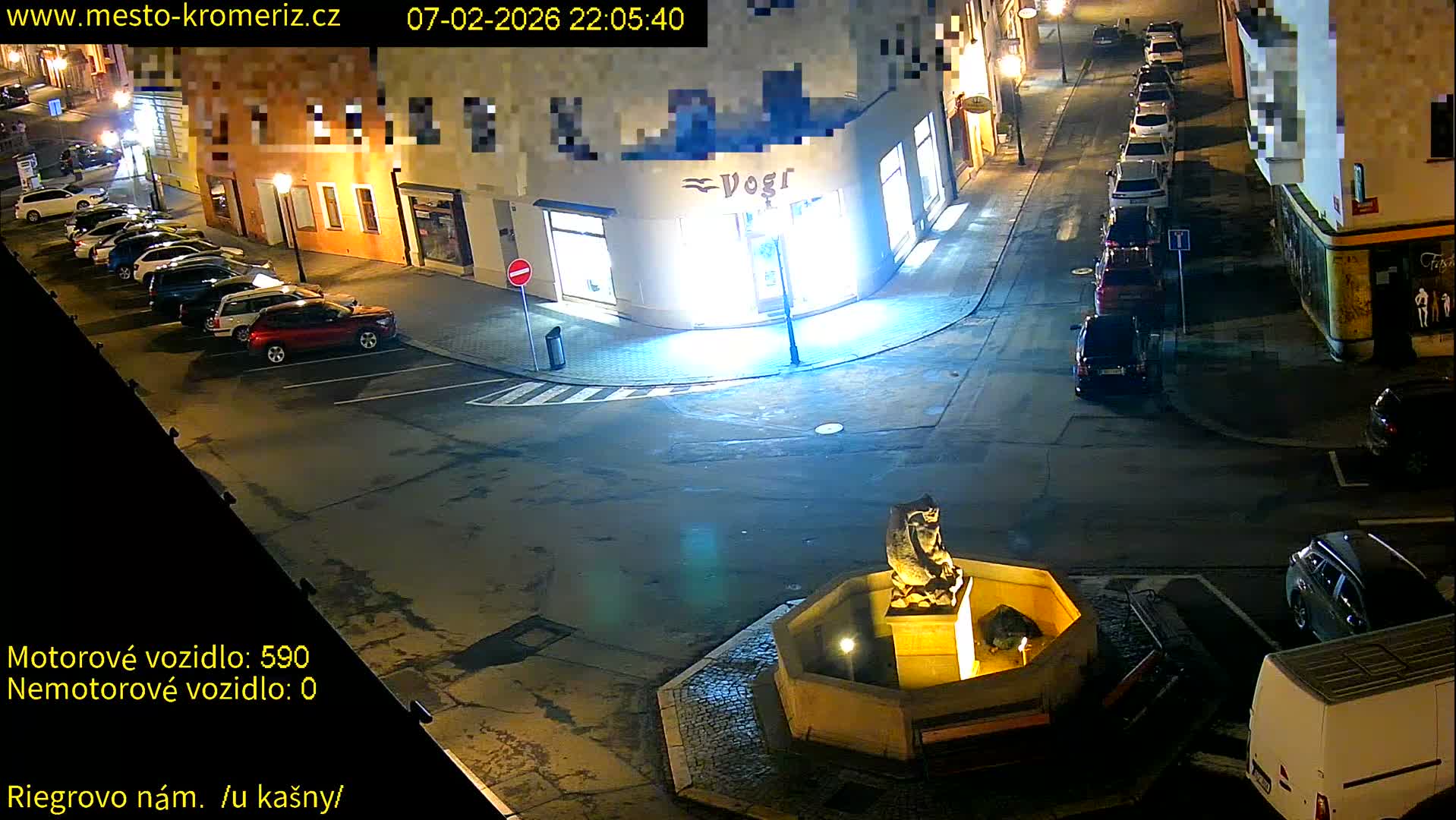Kroměříž - Riegrovo Náměstí Fountain (Rieger Square) Live Cam - Kromeriz, Zlin, Czechia