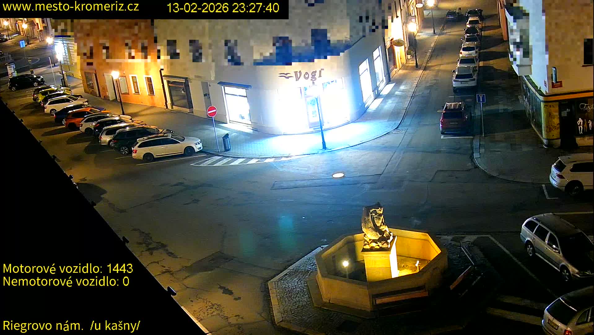 Kroměříž - Riegrovo Náměstí Fountain (Rieger Square) Live Cam - Kromeriz, Zlin, Czechia