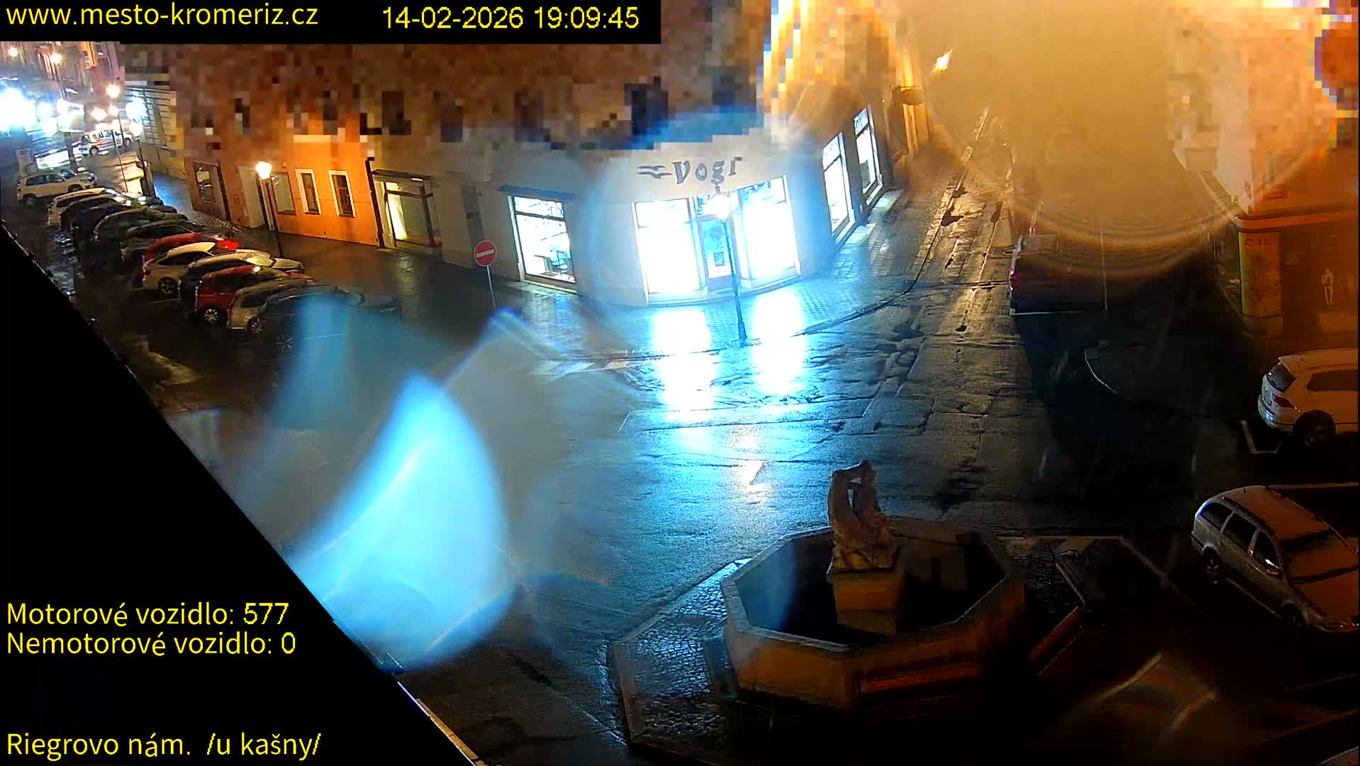 Kroměříž - Riegrovo Náměstí Fountain (Rieger Square) Live Cam - Kromeriz, Zlin, Czechia