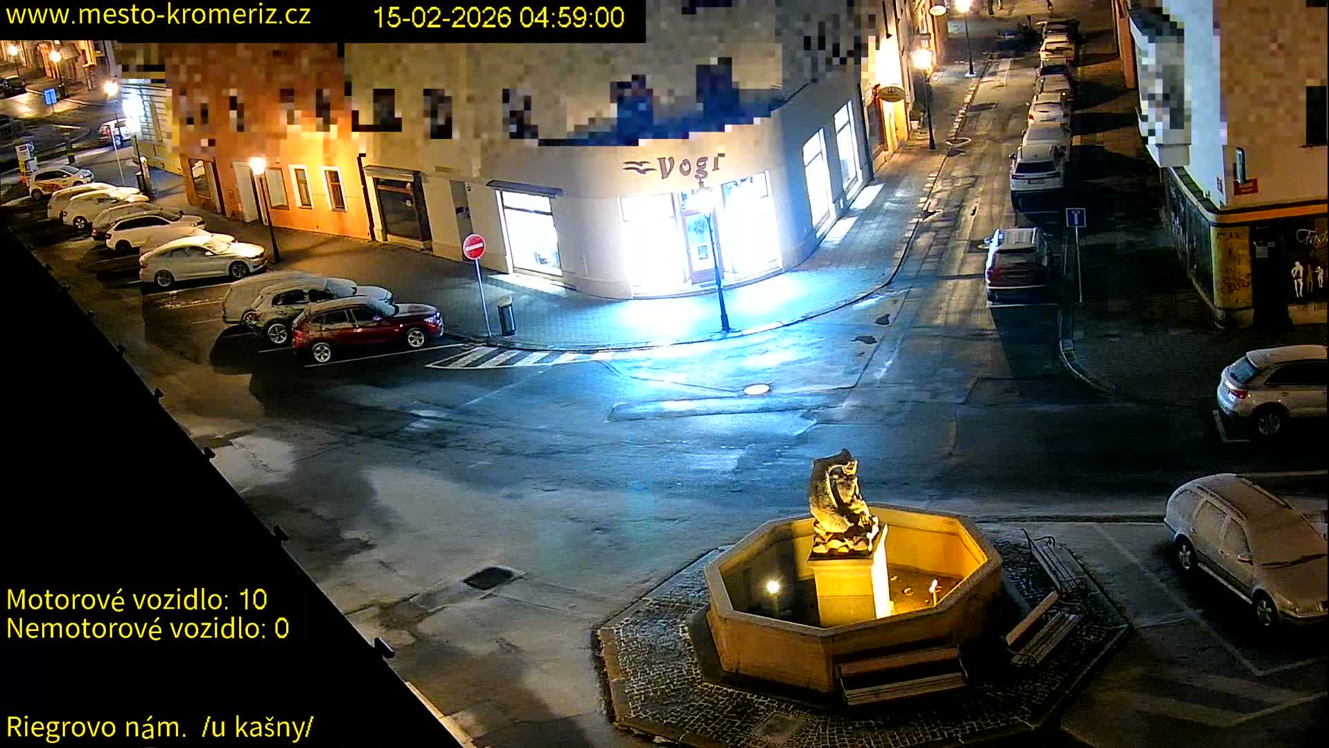 Kroměříž - Riegrovo Náměstí Fountain (Rieger Square) Live Cam - Kromeriz, Zlin, Czechia