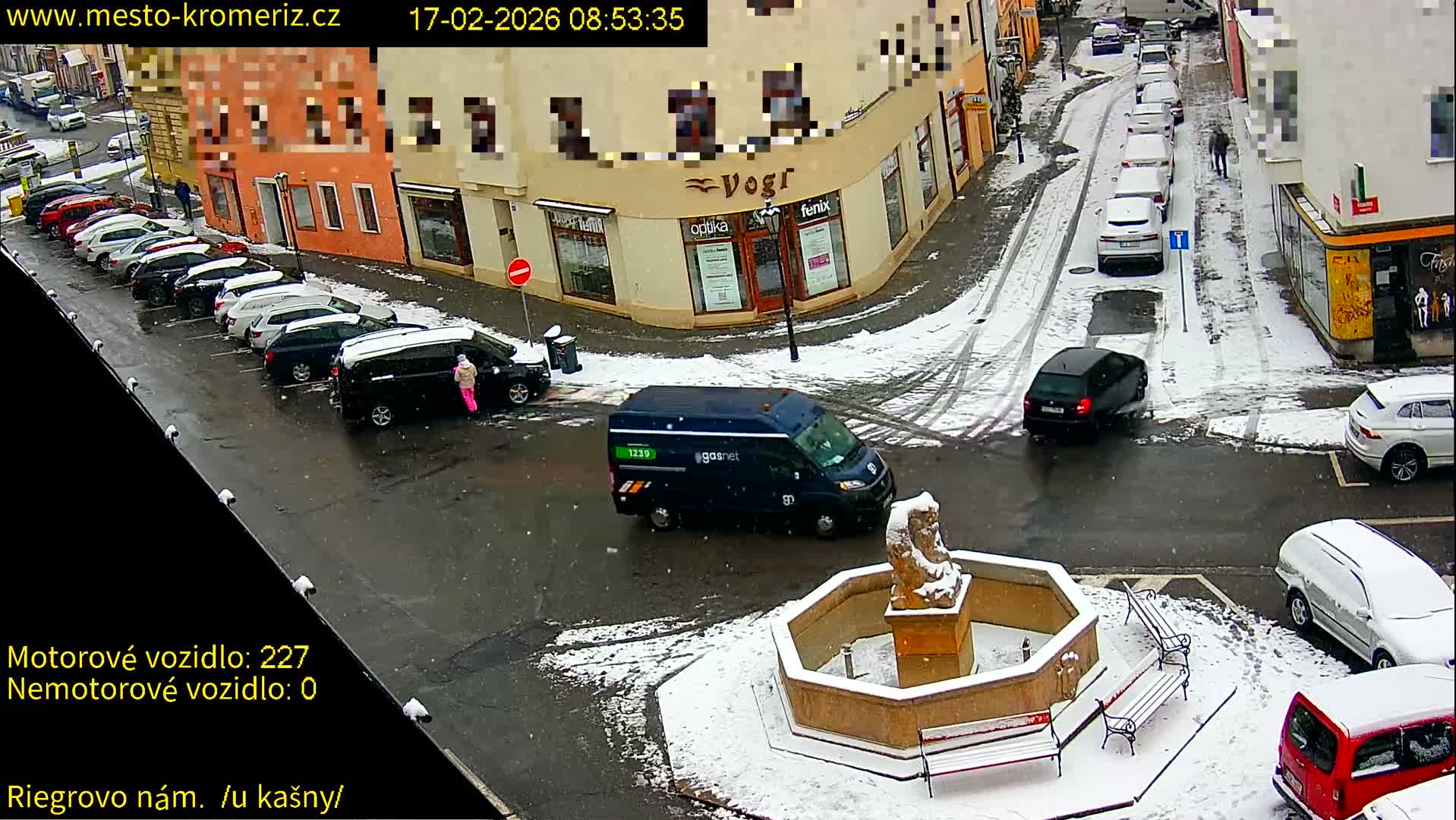 Kroměříž - Riegrovo Náměstí Fountain (Rieger Square) Live Cam - Kromeriz, Zlin, Czechia