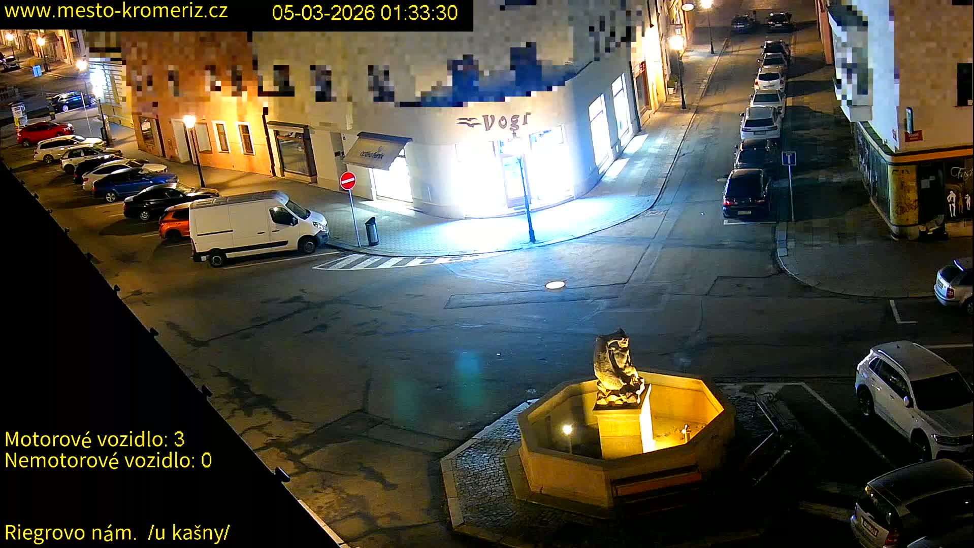 Kroměříž - Riegrovo Náměstí Fountain (Rieger Square) Live Cam - Kromeriz, Zlin, Czechia
