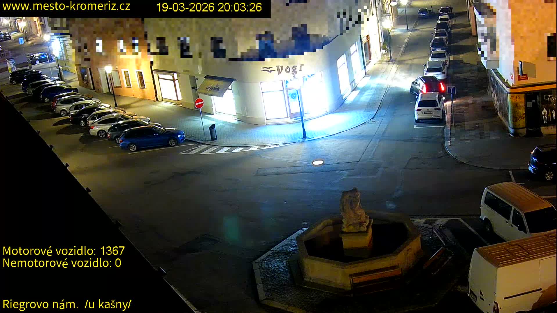Kroměříž - Riegrovo Náměstí Fountain (Rieger Square) Live Cam - Kromeriz, Zlin, Czechia