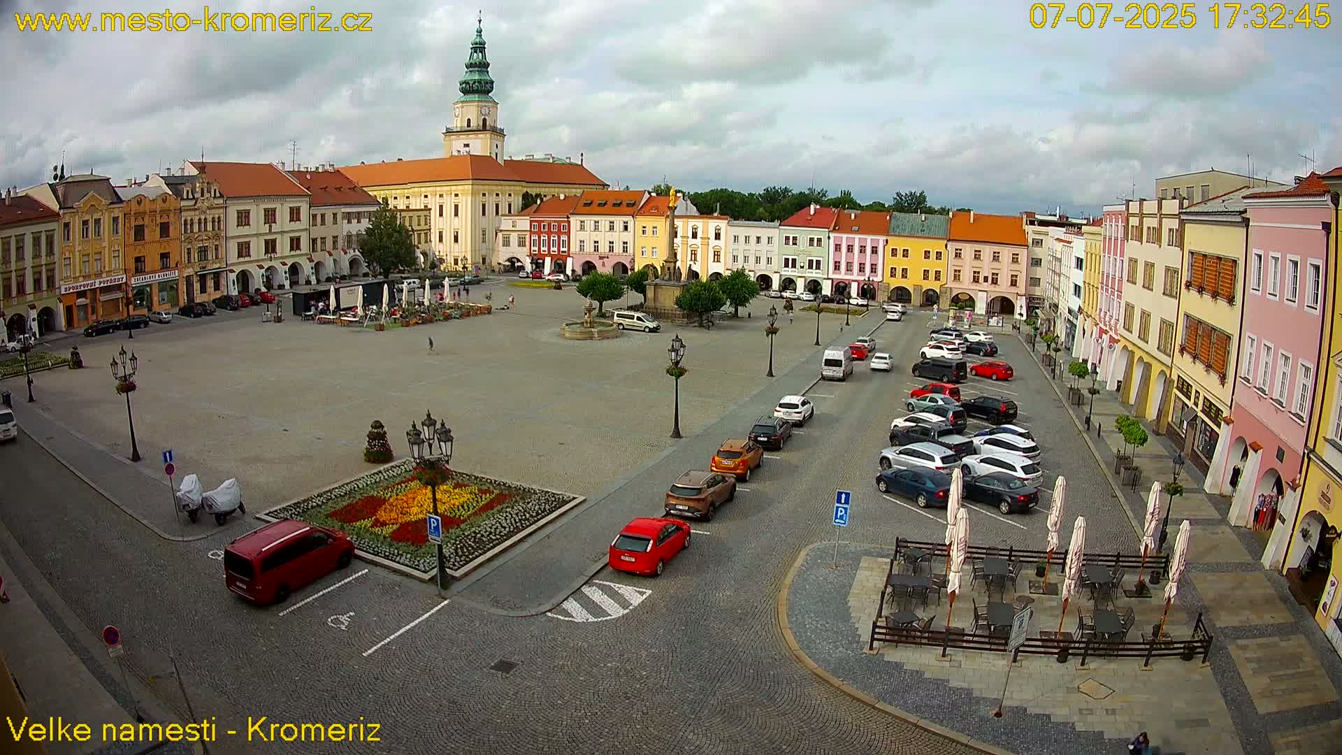 Kroměříž , (Velké náměstí ) Great Square Live Cam - Kromeriz, Zlin, Czechia