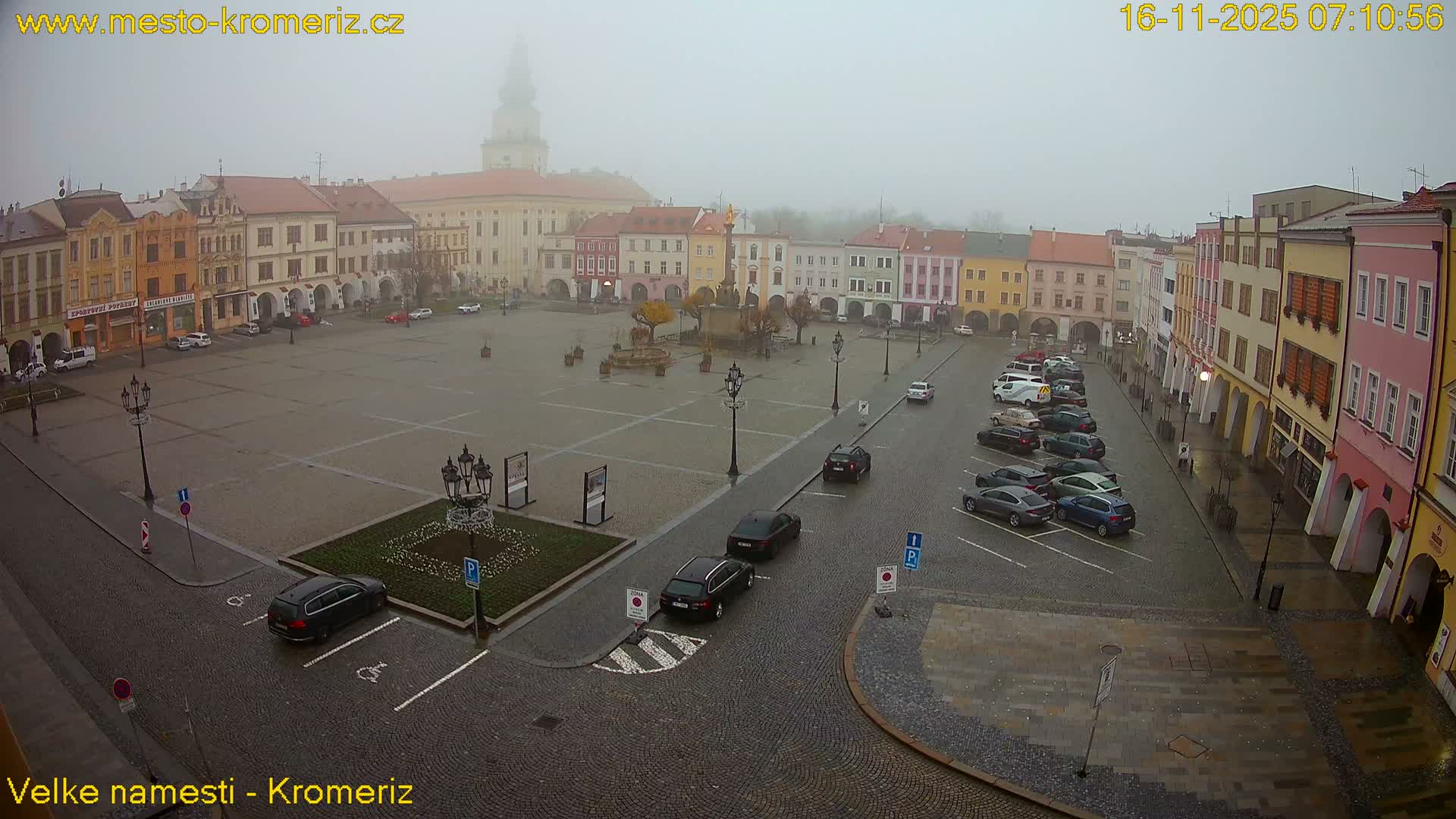 Kroměříž , (Velké náměstí ) Great Square Live Cam - Kromeriz, Zlin, Czechia