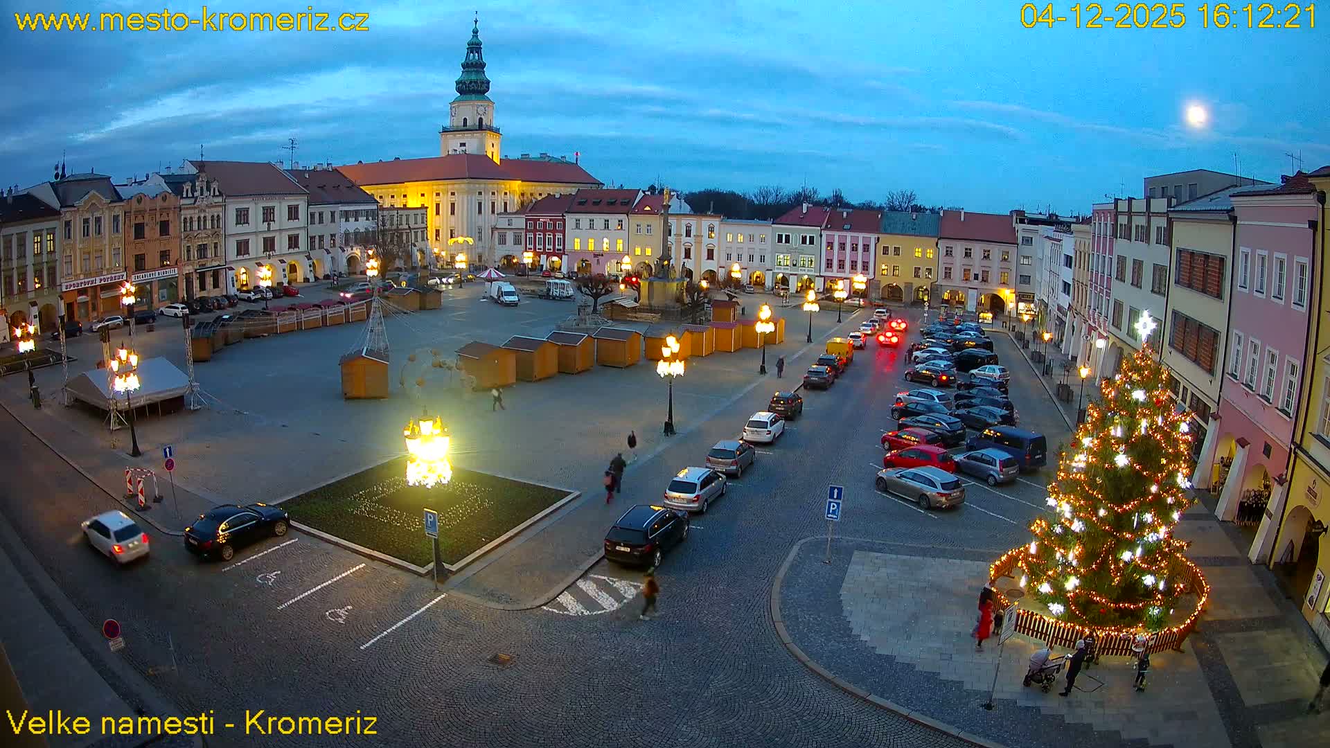 Kroměříž , (Velké náměstí ) Great Square Live Cam - Kromeriz, Zlin, Czechia