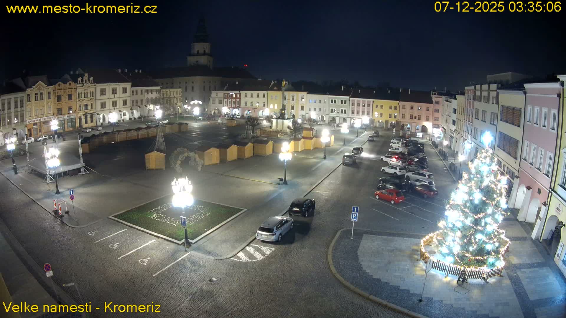 Kroměříž , (Velké náměstí ) Great Square Live Cam - Kromeriz, Zlin, Czechia