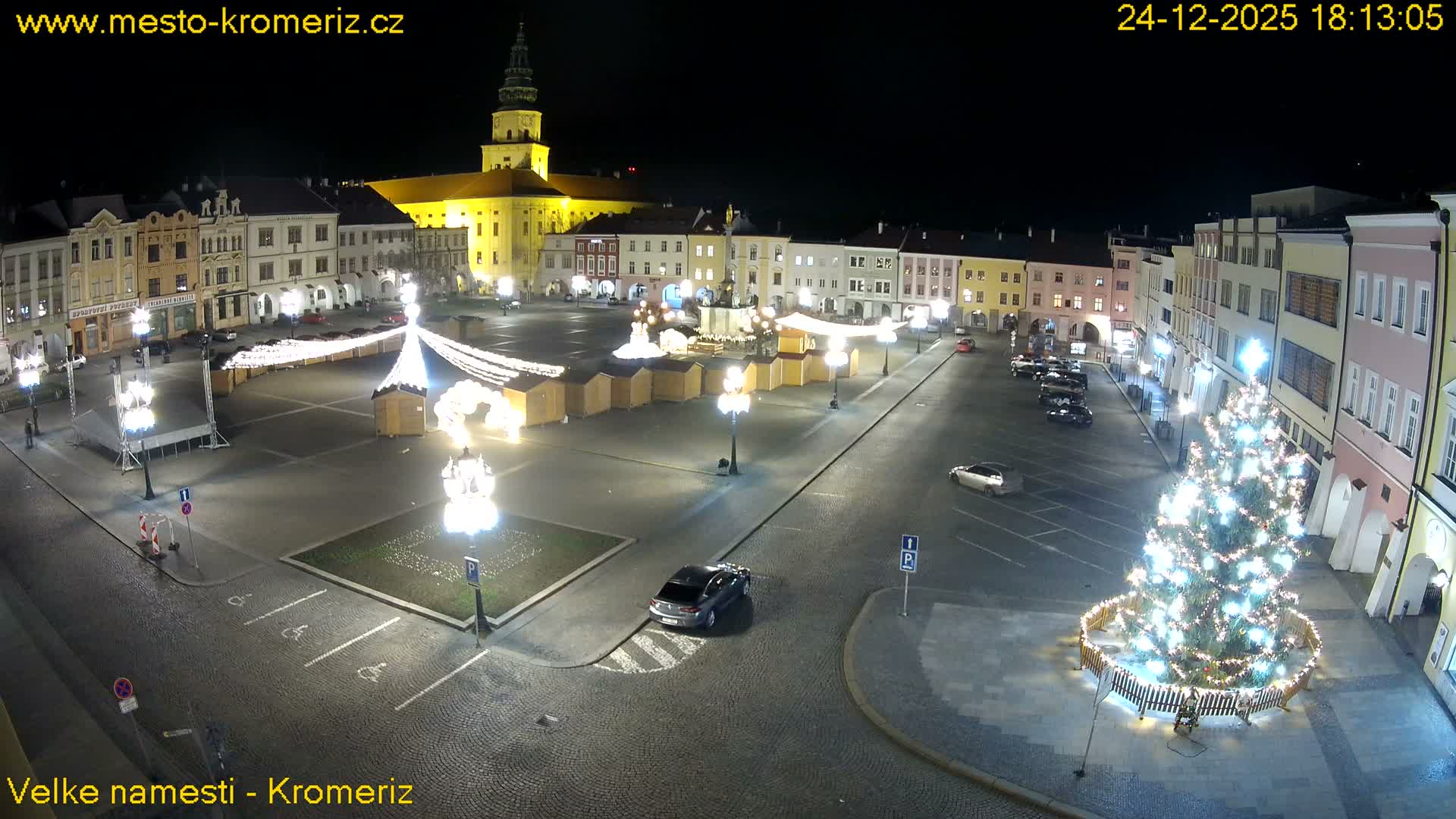 Kroměříž , (Velké náměstí ) Great Square Live Cam - Kromeriz, Zlin, Czechia