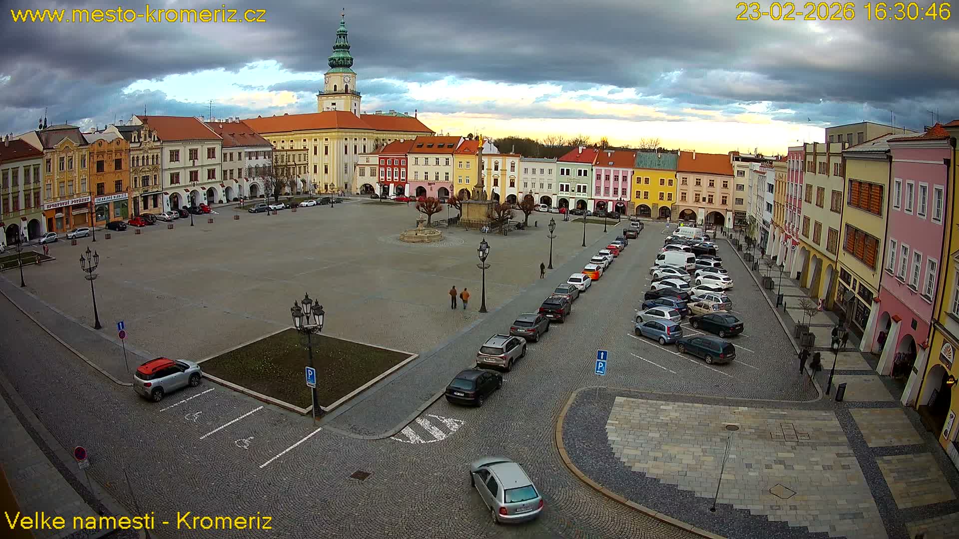 Kroměříž , (Velké náměstí ) Great Square Live Cam - Kromeriz, Zlin, Czechia