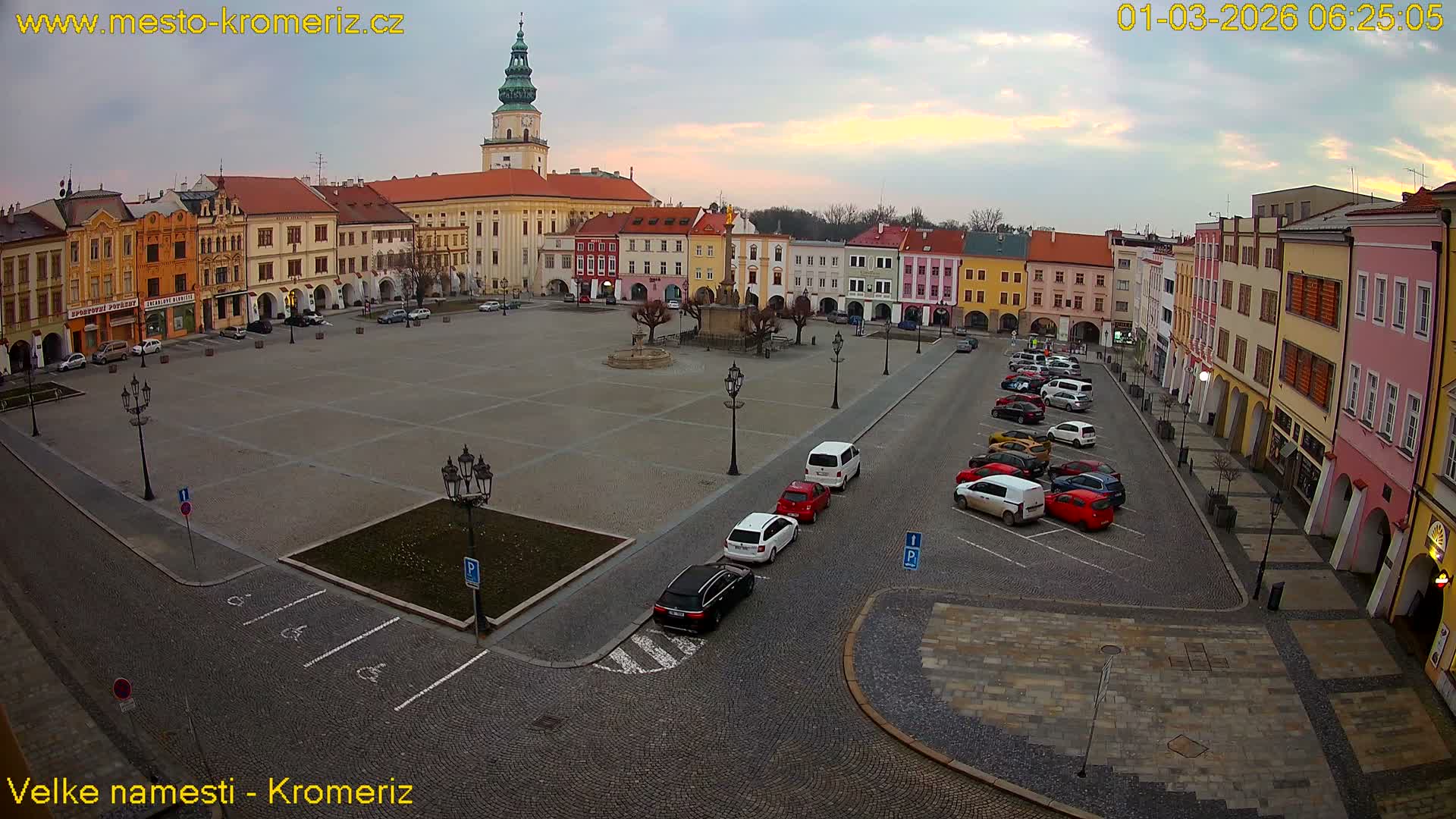 Kroměříž , (Velké náměstí ) Great Square Live Cam - Kromeriz, Zlin, Czechia