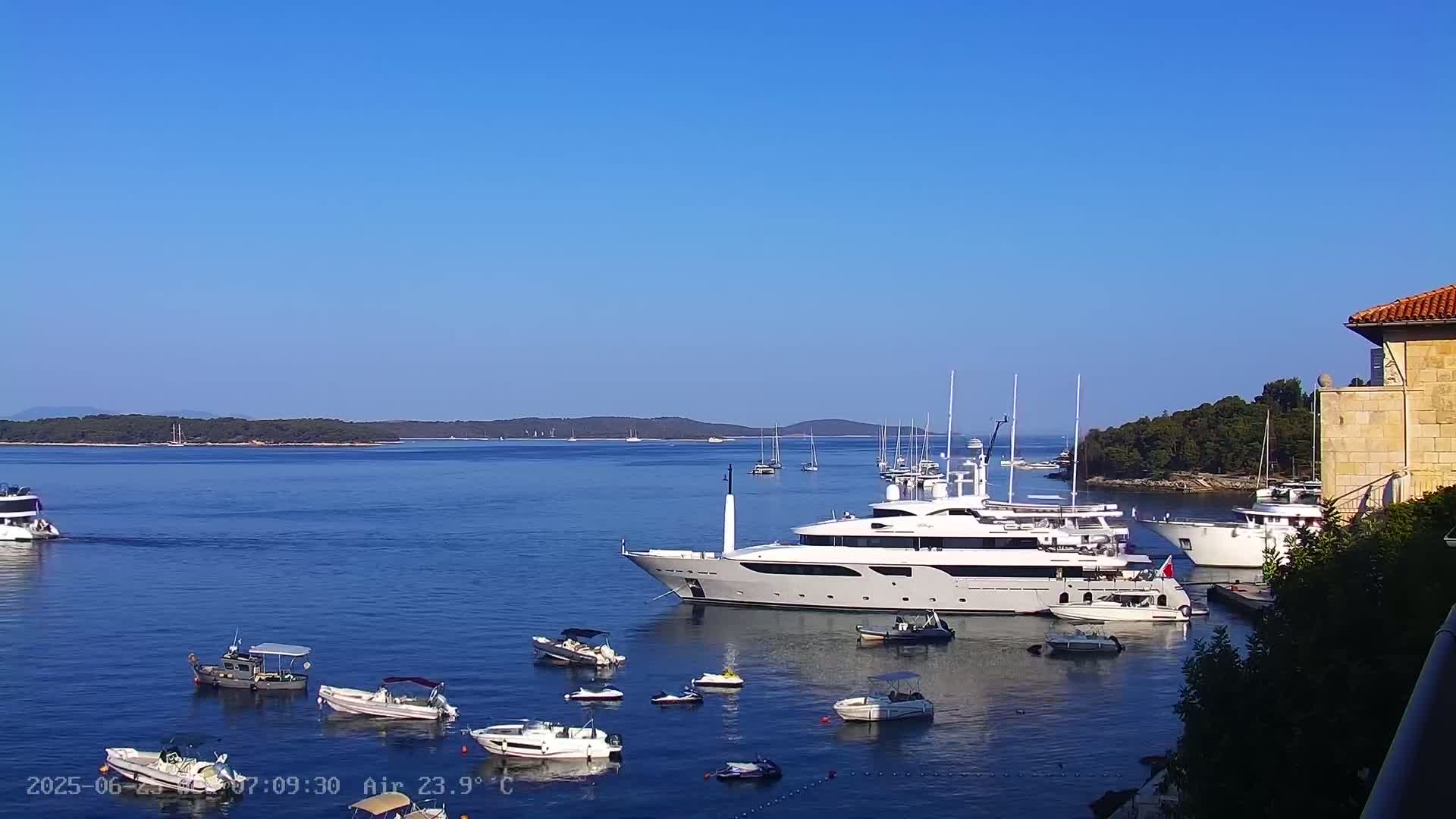 Dalmatia, Hvar Town  & Adriatic Coast Beach Kriza Panaromic Live Cam - Hvar, Grad Hvar, Split-Dalmatia, Croatia