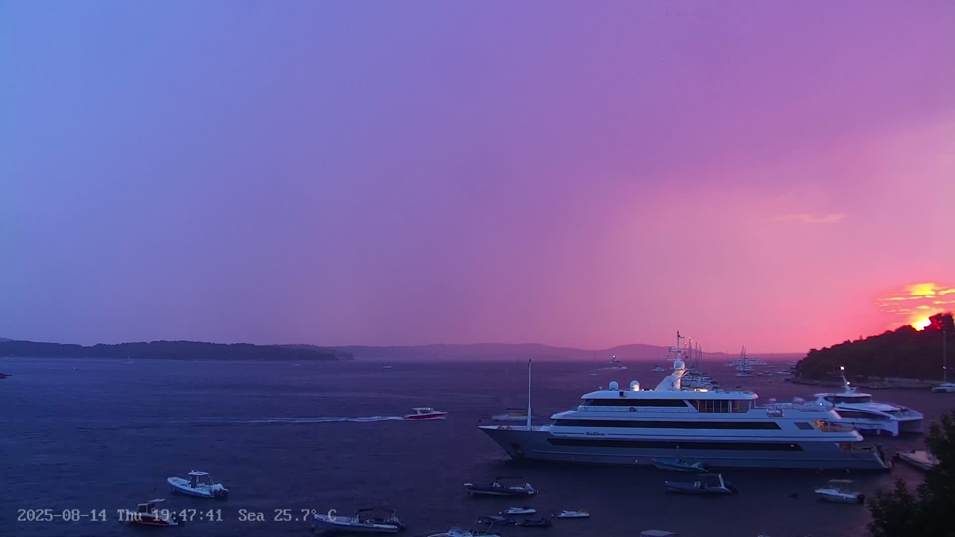 Dalmatia, Hvar Town  & Adriatic Coast Beach Kriza Panaromic Live Cam - Hvar, Grad Hvar, Split-Dalmatia, Croatia