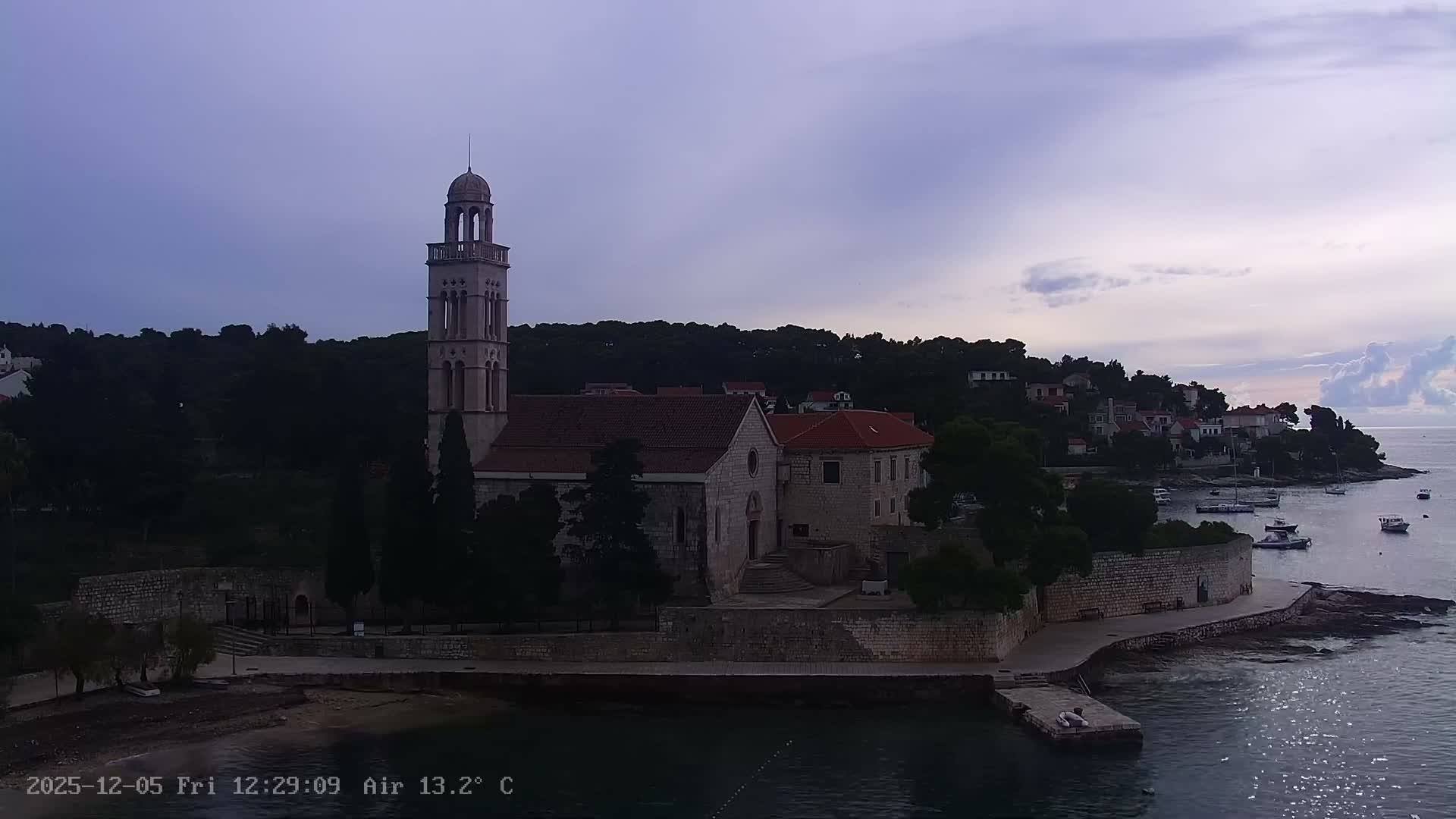 Dalmatia, Hvar Town  & Adriatic Coast Beach Kriza Panaromic Live Cam - Hvar, Grad Hvar, Split-Dalmatia, Croatia