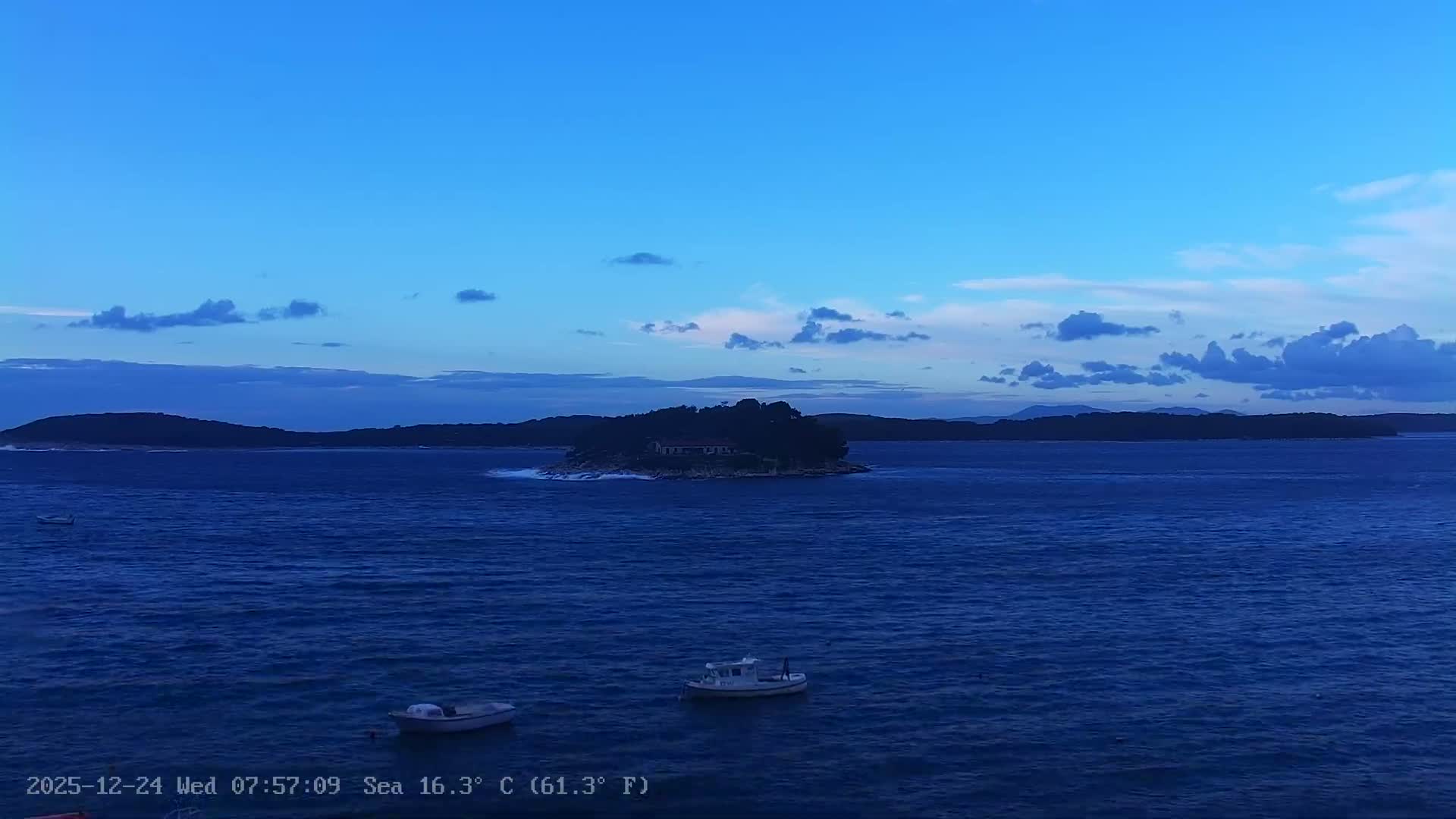Dalmatia, Hvar Town  & Adriatic Coast Beach Kriza Panaromic Live Cam - Hvar, Grad Hvar, Split-Dalmatia, Croatia