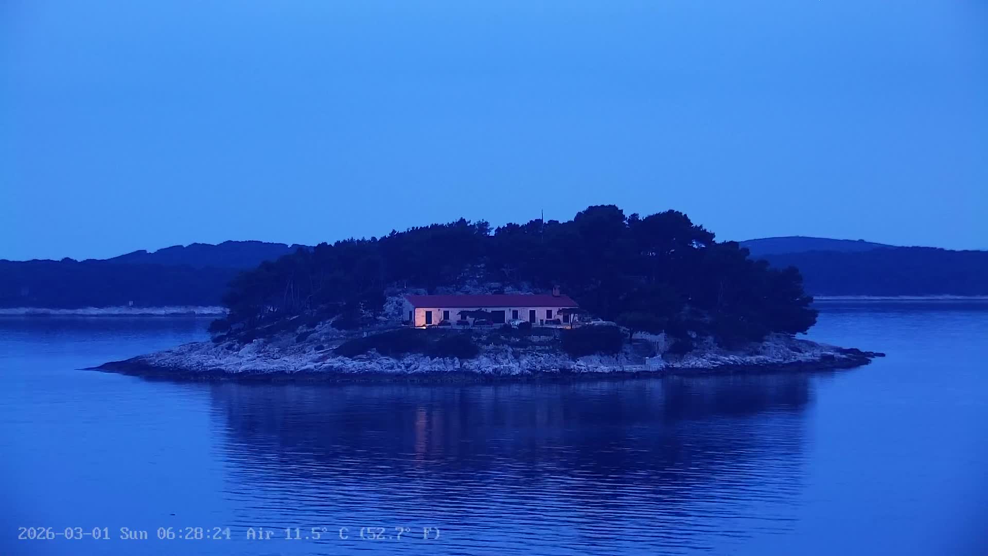 Dalmatia, Hvar Town  & Adriatic Coast Beach Kriza Panaromic Live Cam - Hvar, Grad Hvar, Split-Dalmatia, Croatia