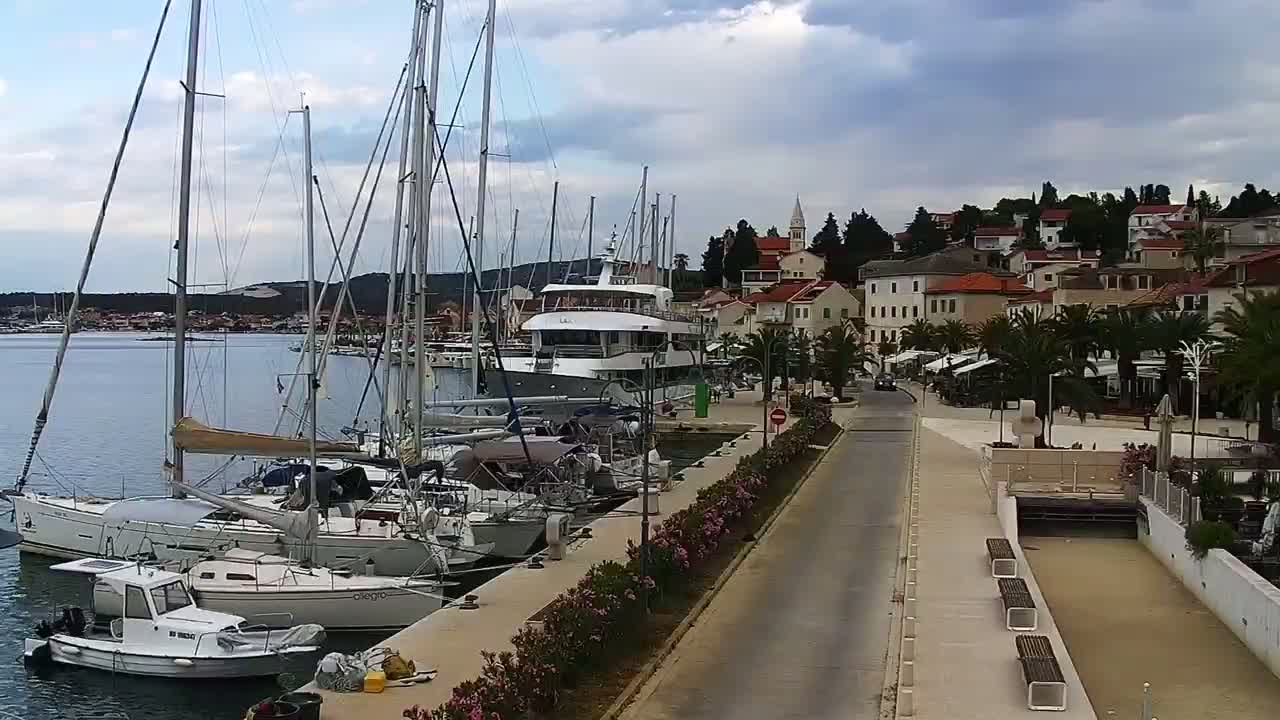 Rogoznica Village & Dalmatia Coast & Marine Live Cam - Ragoznica, Rogoznica Opcina, Šibenik-Knin, Croatia