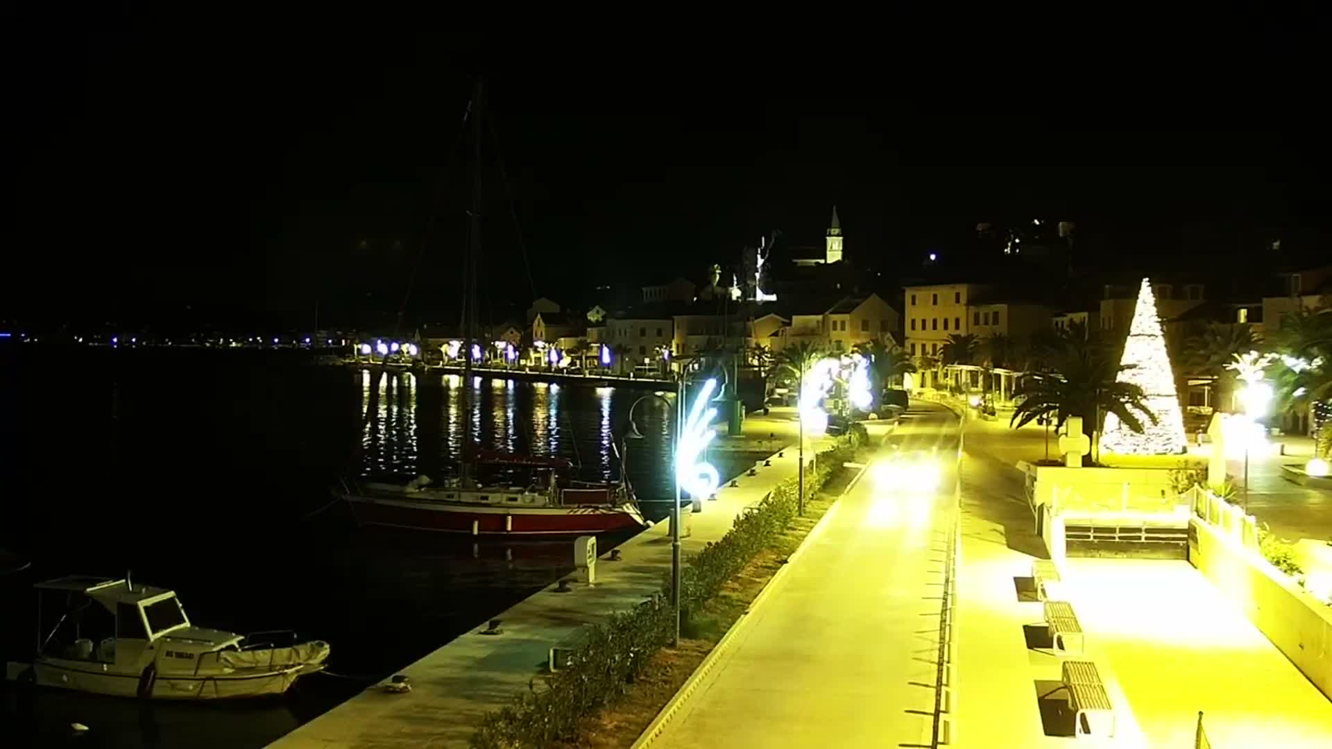 Rogoznica Village & Dalmatia Coast & Marine Live Cam - Ragoznica, Rogoznica Opcina, Šibenik-Knin, Croatia