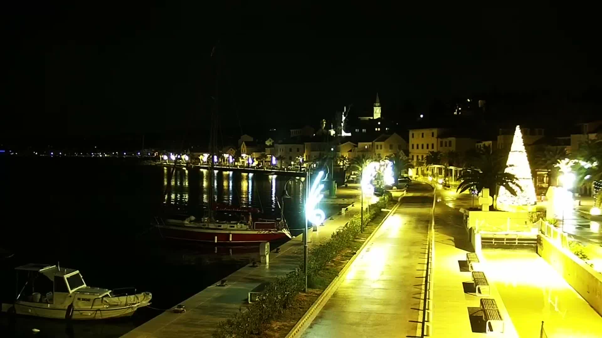 Rogoznica Village & Dalmatia Coast & Marine Live Cam - Ragoznica, Rogoznica Opcina, Šibenik-Knin, Croatia