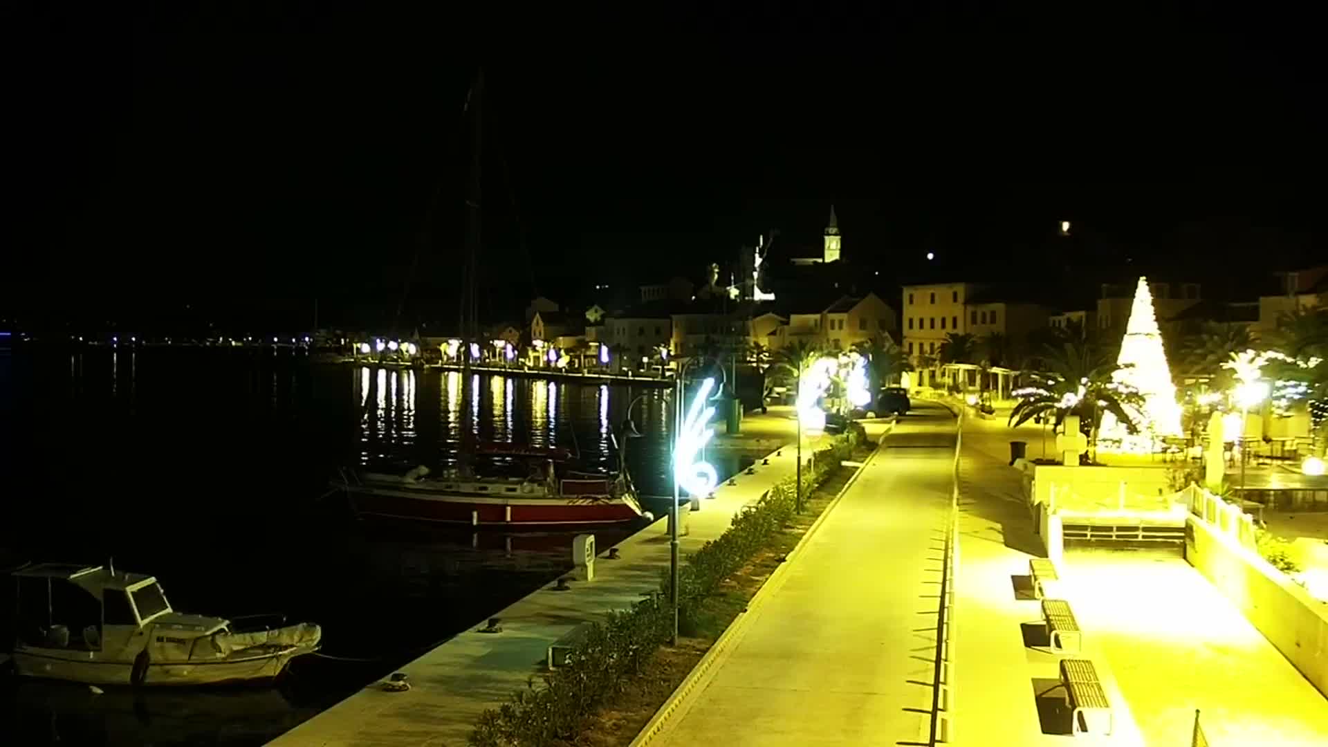 Rogoznica Village & Dalmatia Coast & Marine Live Cam - Ragoznica, Rogoznica Opcina, Šibenik-Knin, Croatia