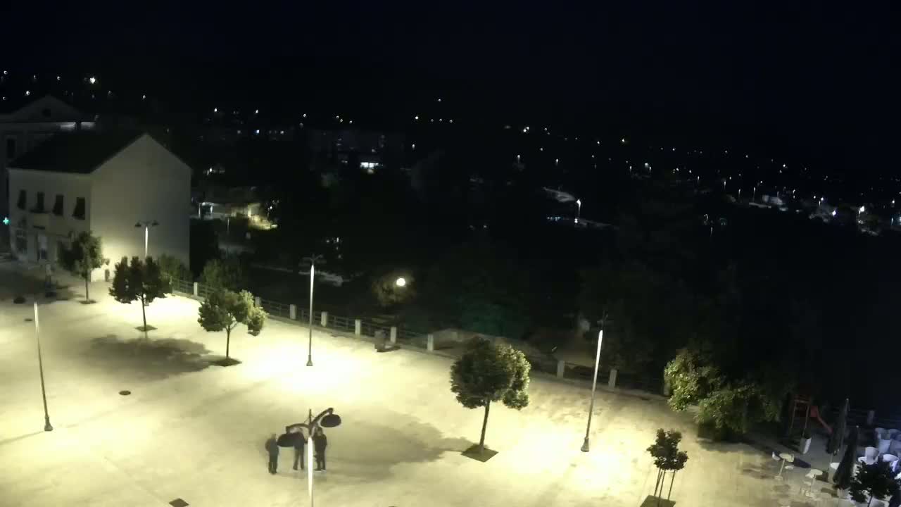 Drniš Town Skyline & Promina Mountain Live Cam - Drnis, Grad Drnis, Šibenik-Knin, Croatia