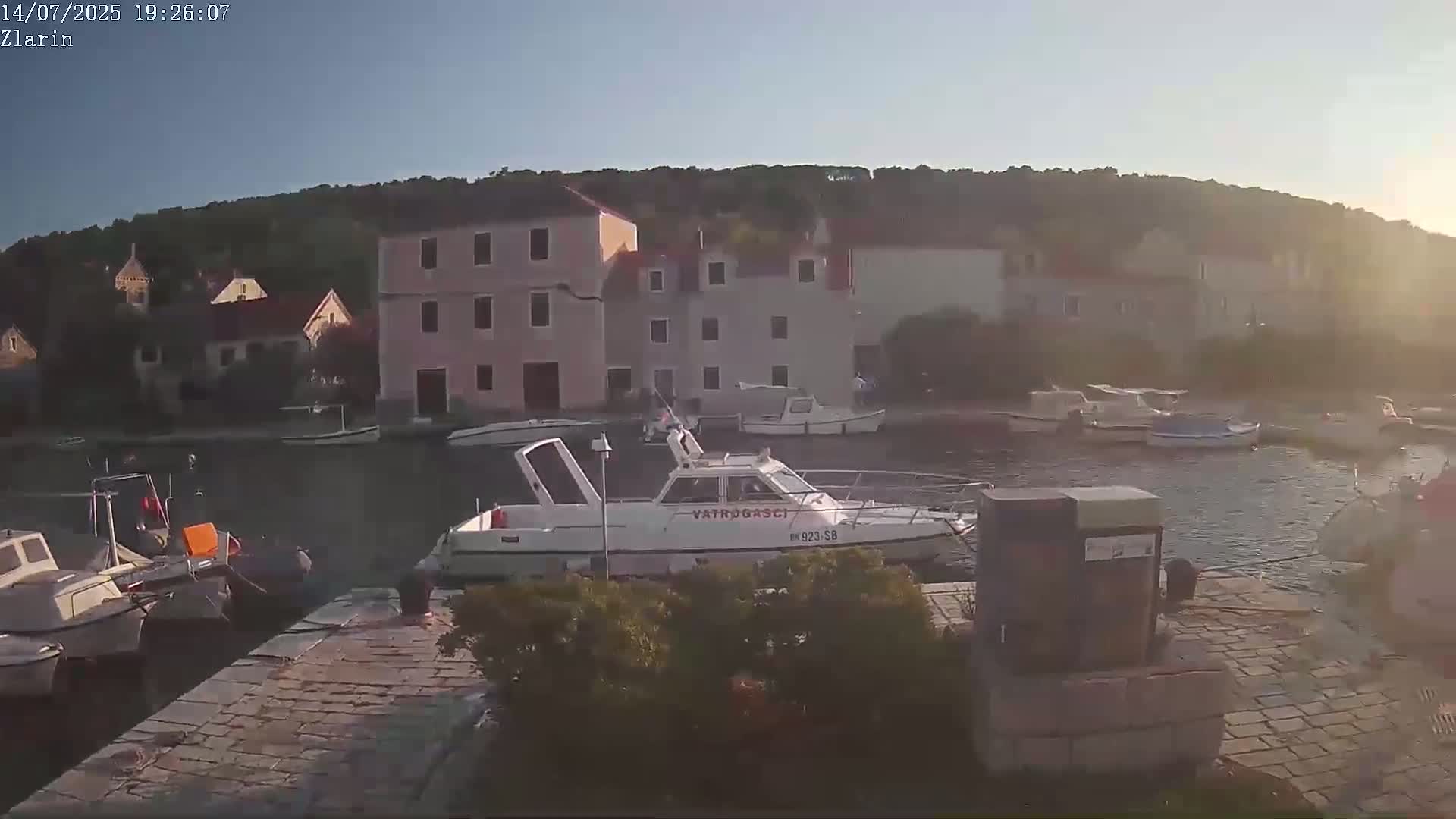 Zlarin Village & Marine & Dalmatia Coast Live Cam - Zlarin , Sibenic,  Šibenik-Knin, Croatia