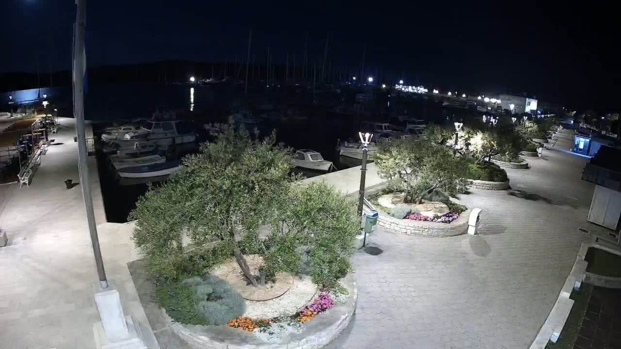 Pirovac Coast & Marine Live Cam - Pirovac, Općina Pirovac, Šibenik-Knin, Croatia