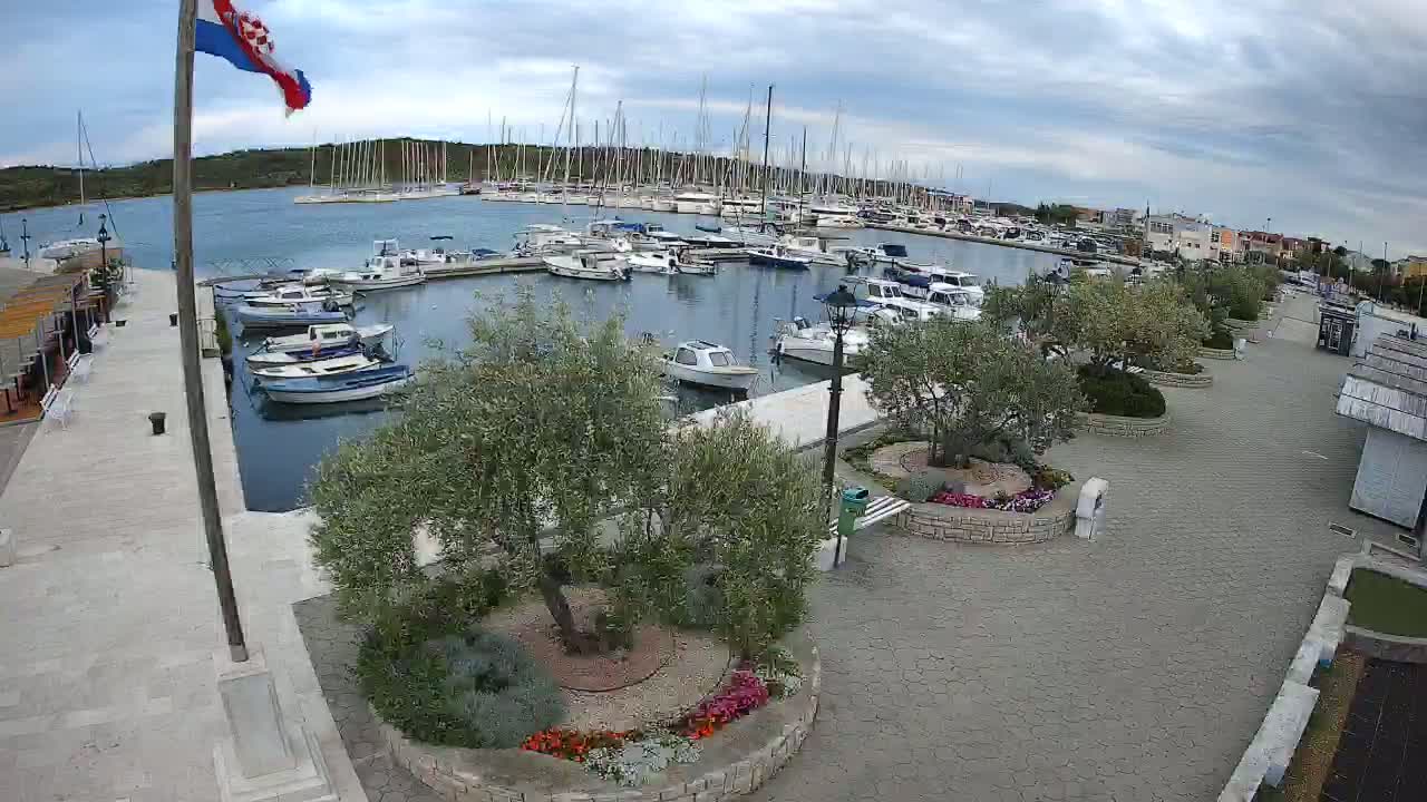 Pirovac Coast & Marine Live Cam - Pirovac, Općina Pirovac, Šibenik-Knin, Croatia