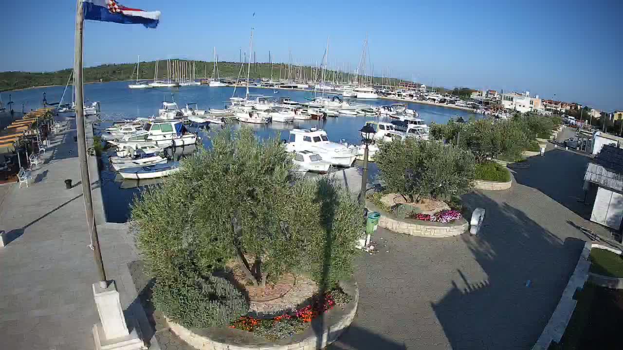 Pirovac Coast & Marine Live Cam - Pirovac, Općina Pirovac, Šibenik-Knin, Croatia