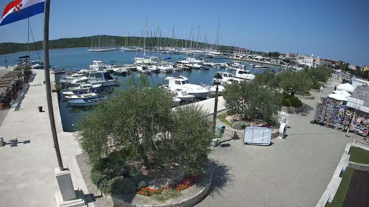 Pirovac Coast & Marine Live Cam - Pirovac, Općina Pirovac, Šibenik-Knin, Croatia