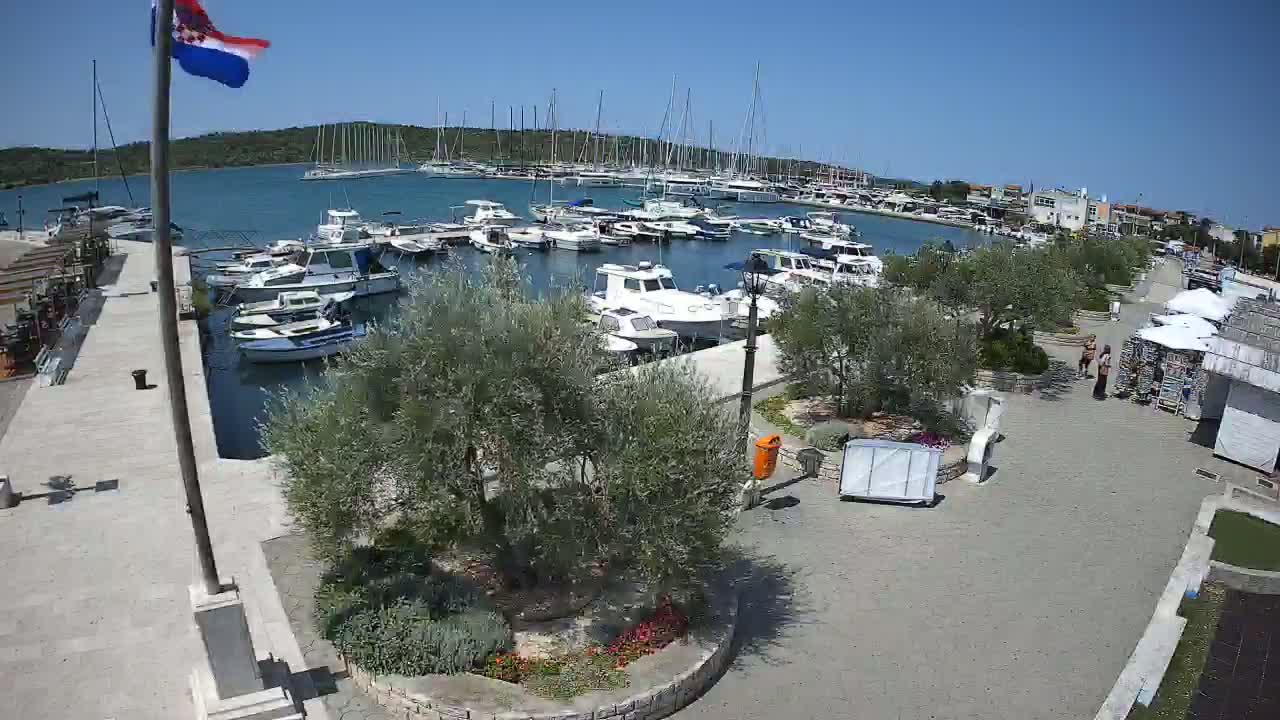 Pirovac Coast & Marine Live Cam - Pirovac, Općina Pirovac, Šibenik-Knin, Croatia