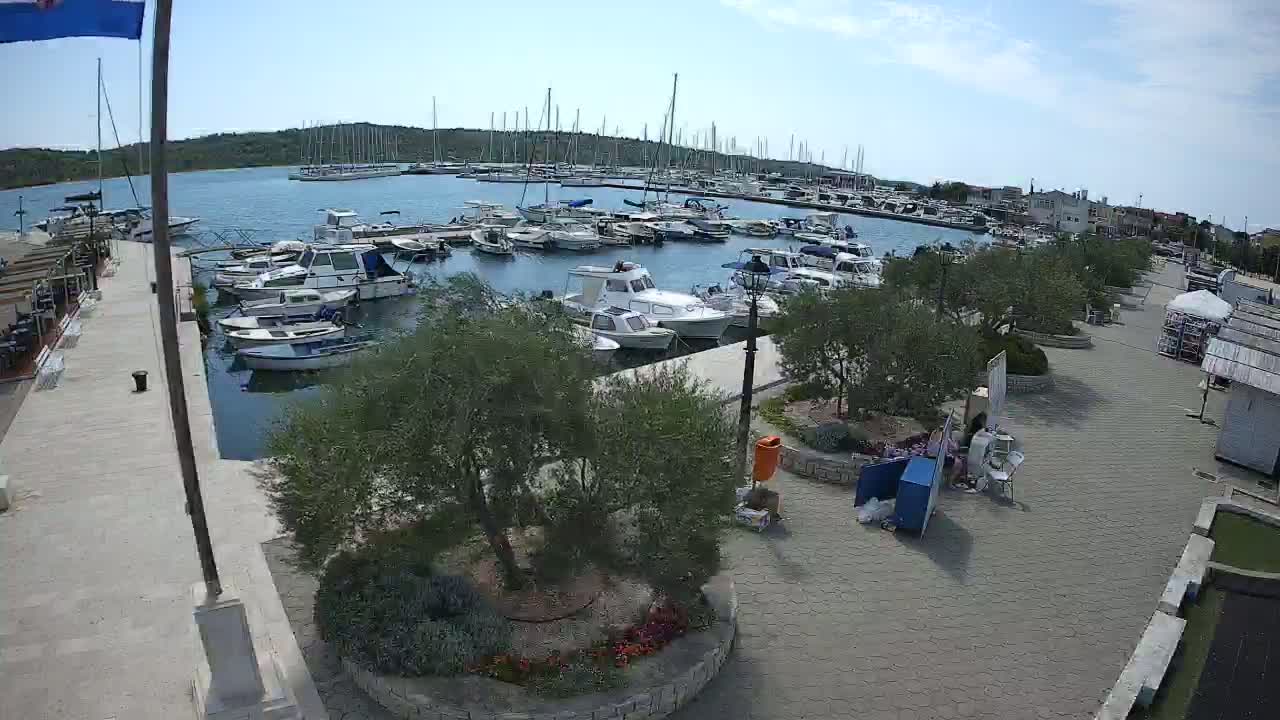 Pirovac Coast & Marine Live Cam - Pirovac, Općina Pirovac, Šibenik-Knin, Croatia