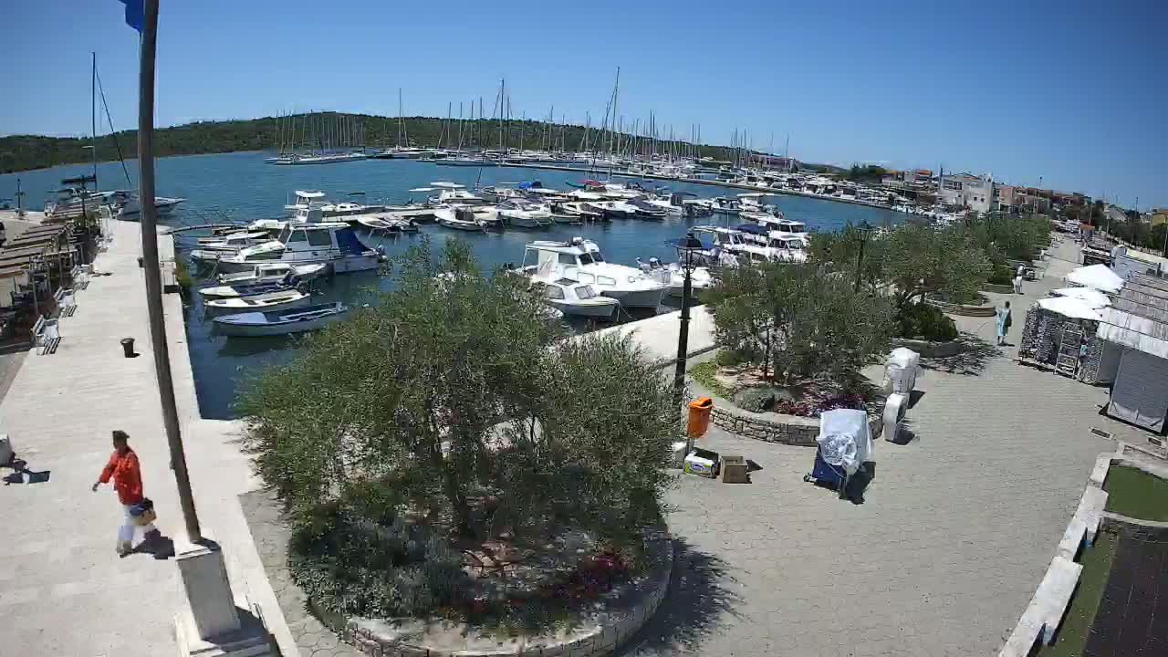 Pirovac Coast & Marine Live Cam - Pirovac, Općina Pirovac, Šibenik-Knin, Croatia