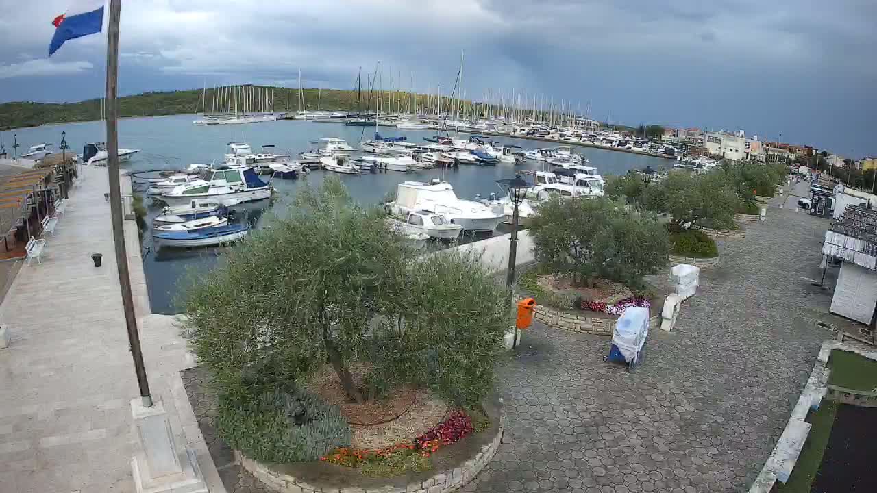 Pirovac Coast & Marine Live Cam - Pirovac, Općina Pirovac, Šibenik-Knin, Croatia