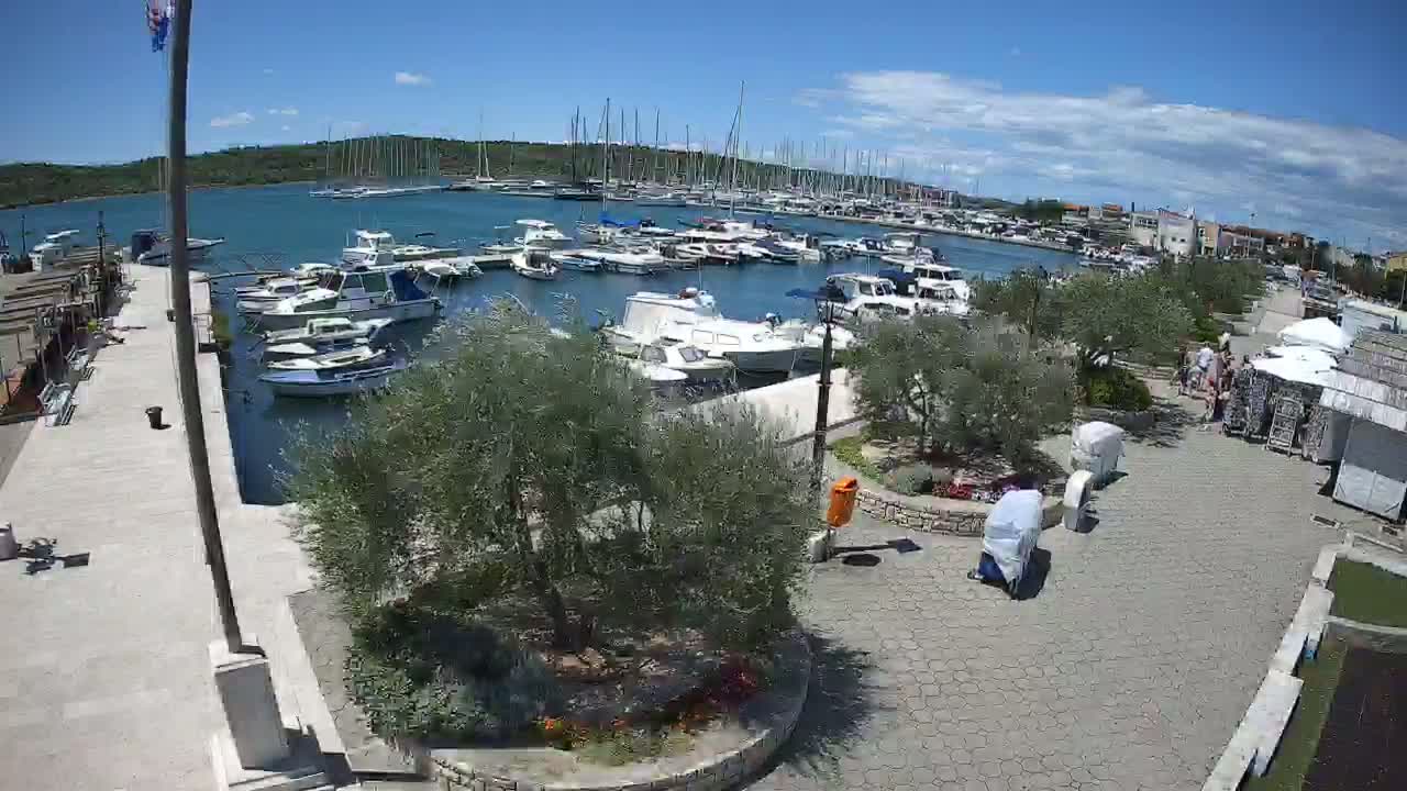 Pirovac Coast & Marine Live Cam - Pirovac, Općina Pirovac, Šibenik-Knin, Croatia