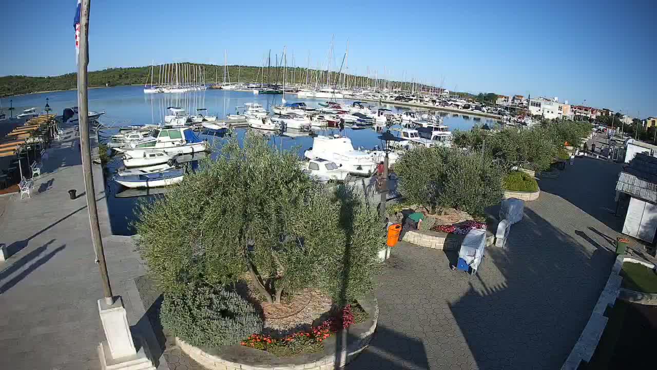 Pirovac Coast & Marine Live Cam - Pirovac, Općina Pirovac, Šibenik-Knin, Croatia