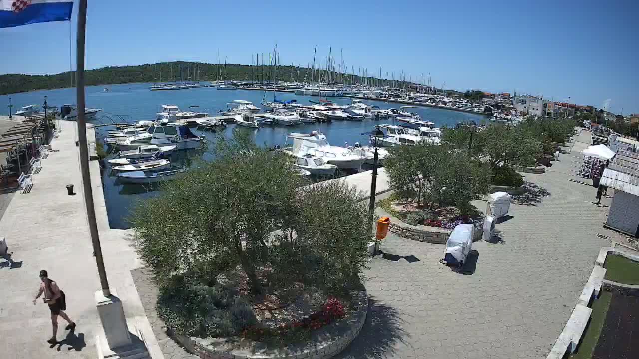 Pirovac Coast & Marine Live Cam - Pirovac, Općina Pirovac, Šibenik-Knin, Croatia