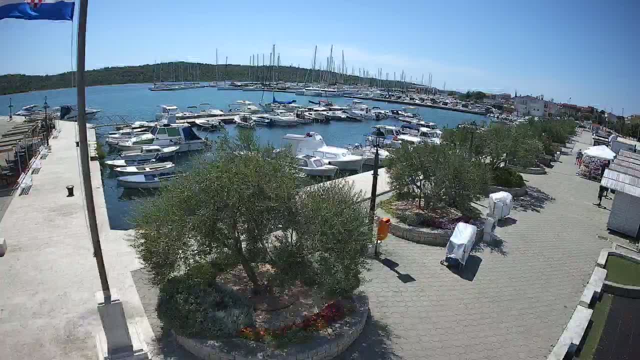Pirovac Coast & Marine Live Cam - Pirovac, Općina Pirovac, Šibenik-Knin, Croatia