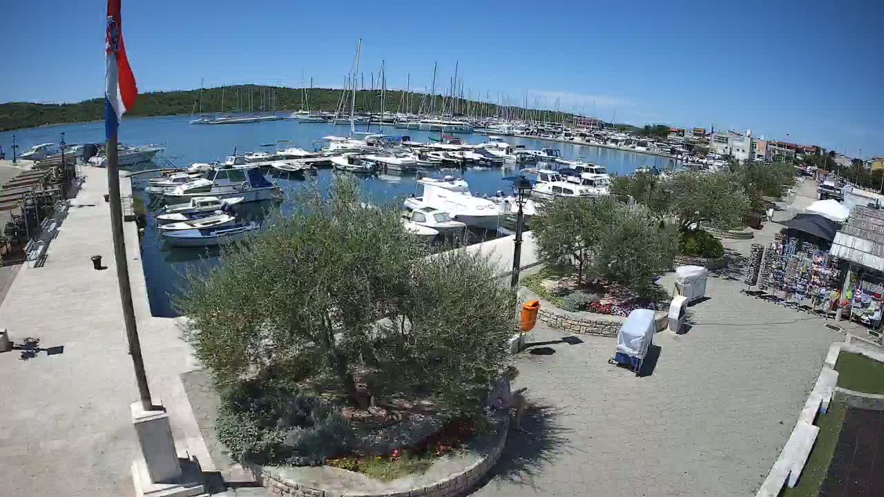 Pirovac Coast & Marine Live Cam - Pirovac, Općina Pirovac, Šibenik-Knin, Croatia