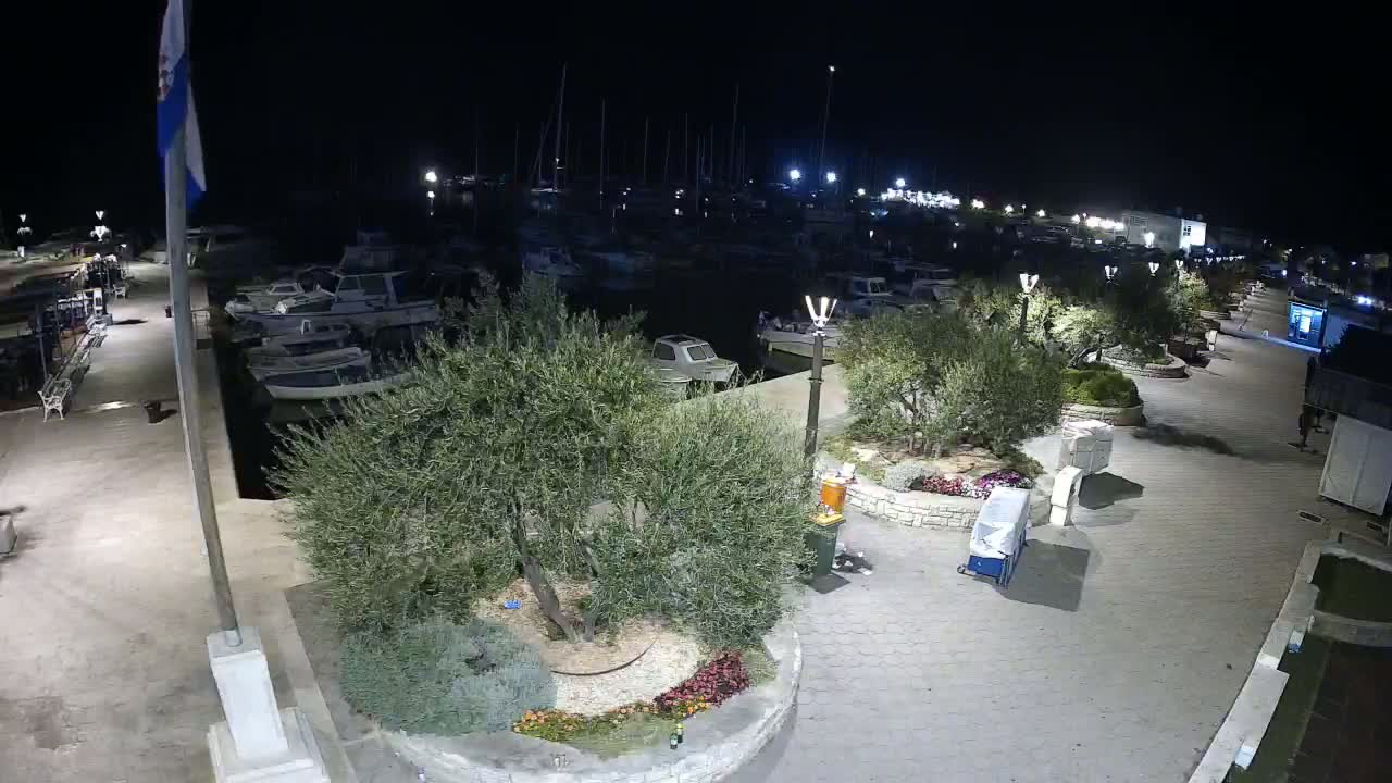 Pirovac Coast & Marine Live Cam - Pirovac, Općina Pirovac, Šibenik-Knin, Croatia
