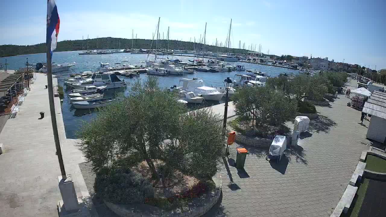 Pirovac Coast & Marine Live Cam - Pirovac, Općina Pirovac, Šibenik-Knin, Croatia