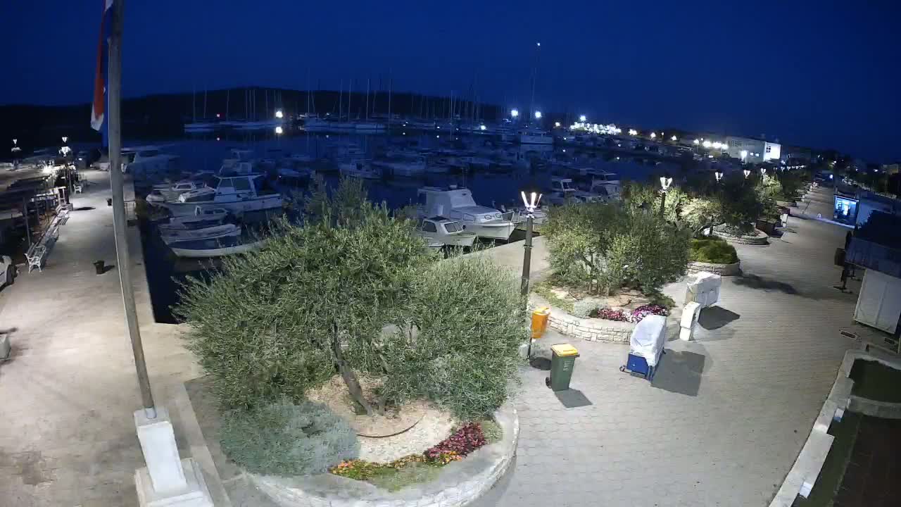 Pirovac Coast & Marine Live Cam - Pirovac, Općina Pirovac, Šibenik-Knin, Croatia