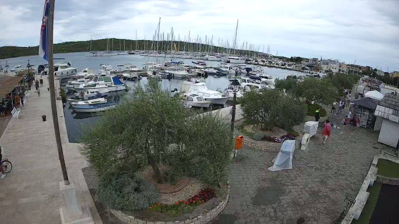 Pirovac Coast & Marine Live Cam - Pirovac, Općina Pirovac, Šibenik-Knin, Croatia